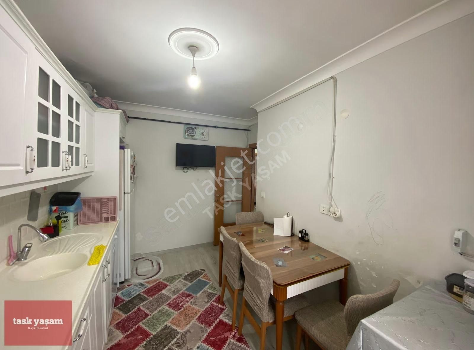 Gebze Güzeller Merkezi Çarşıya Yakın Konumda 2+1 Satılık Daire - Görsel 12