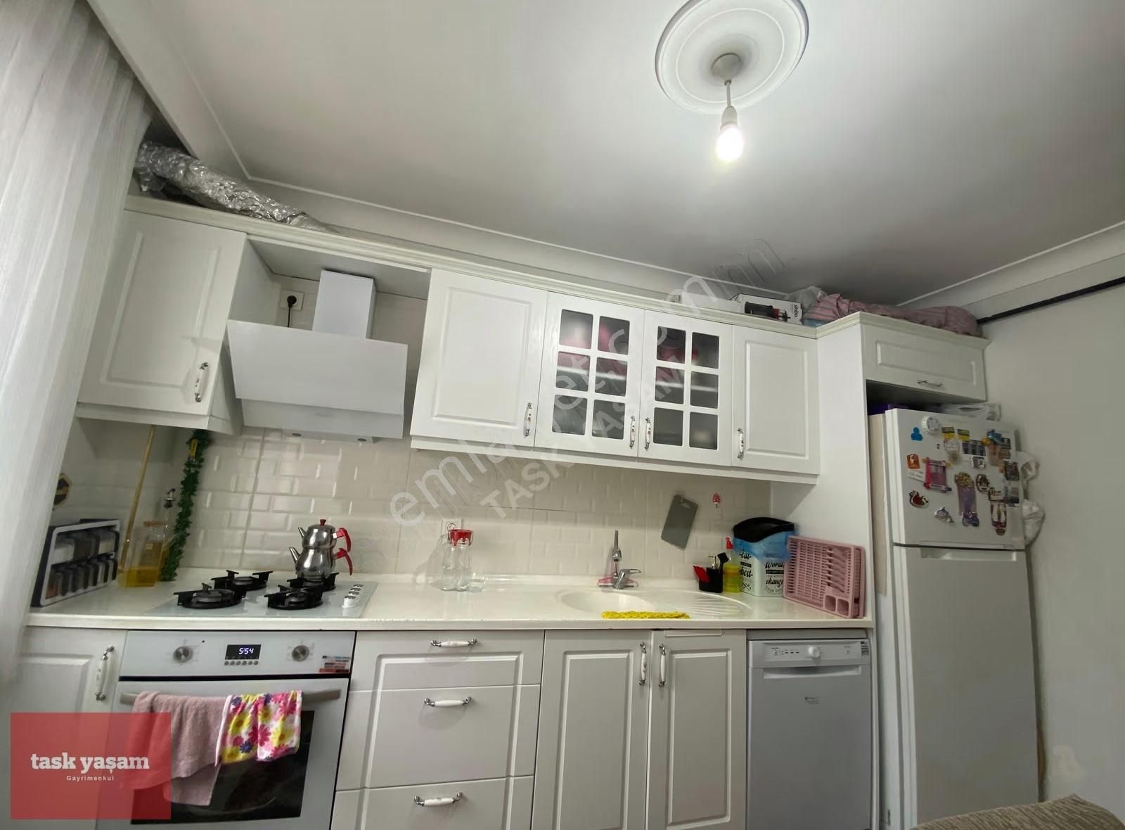 Gebze Güzeller Merkezi Çarşıya Yakın Konumda 2+1 Satılık Daire - Görsel 24