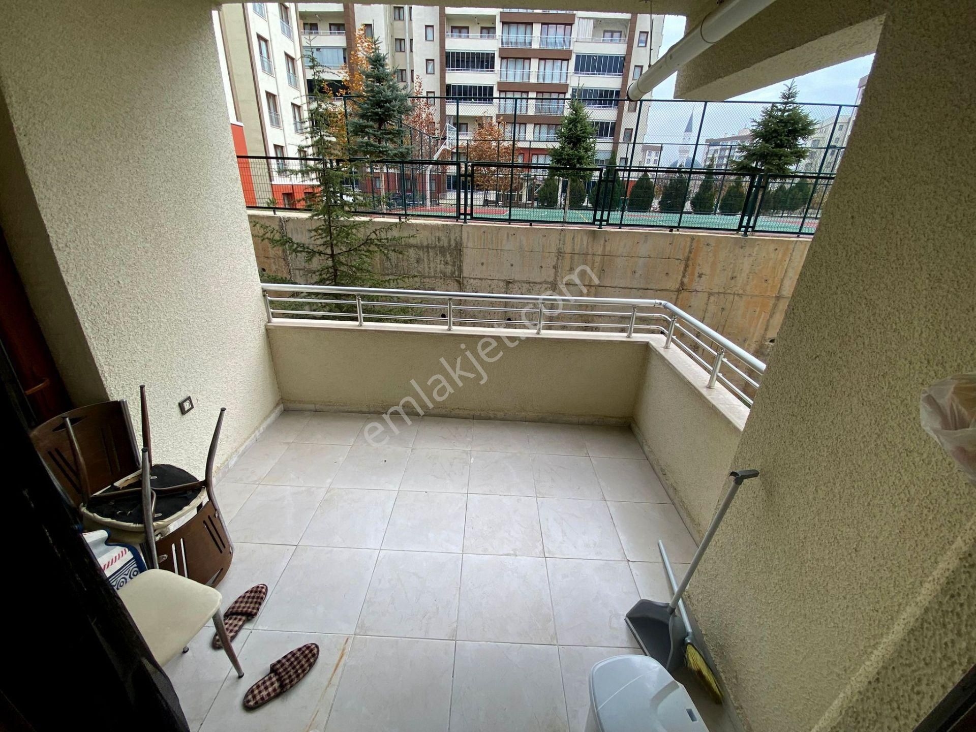 Emre Emlak'tan Saraycık Toki'de Ebeveyn Banyolu 4+1 Satılık Daire - Görsel 8