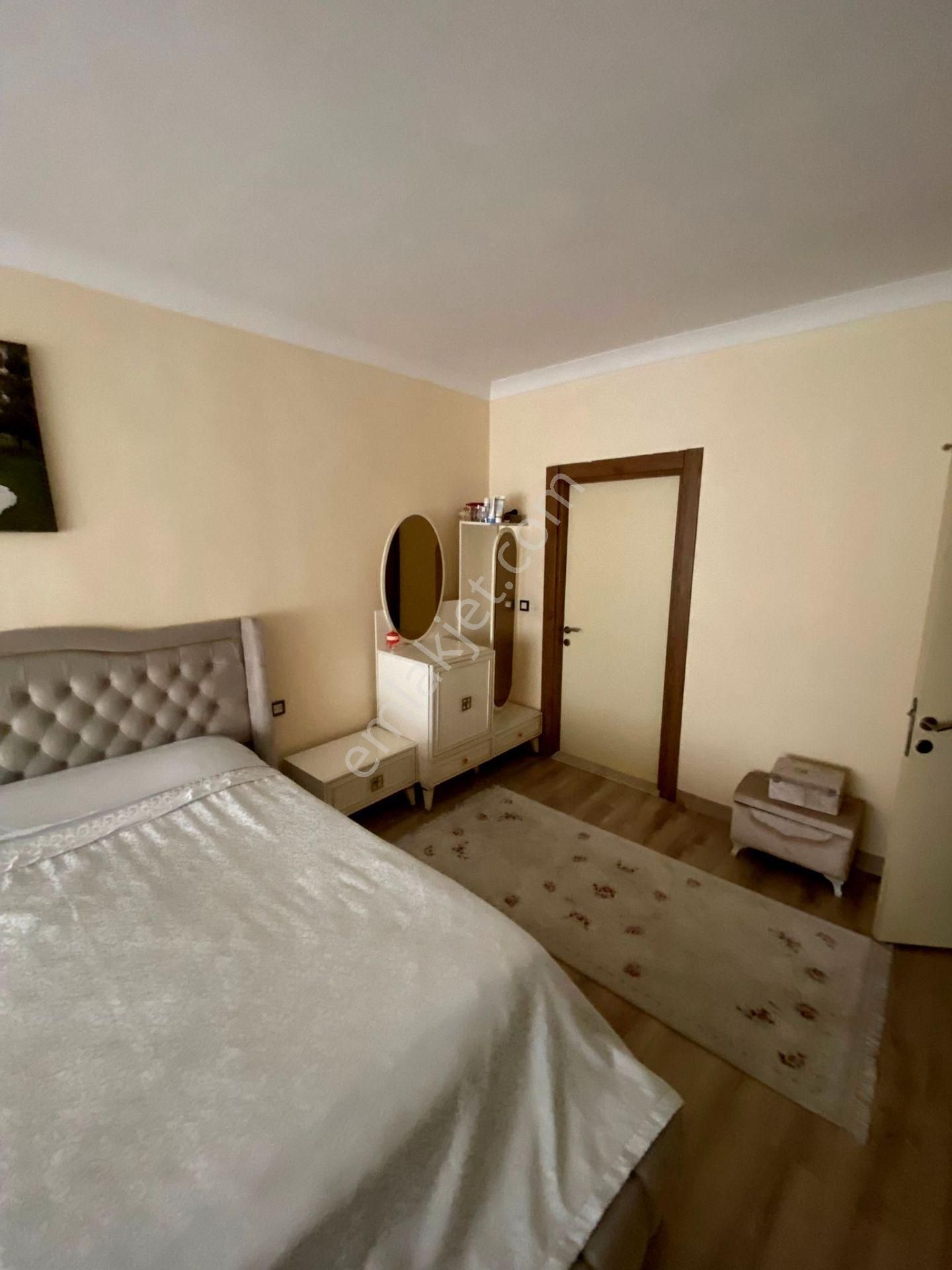 Emre Emlak'tan Saraycık Toki'de Ebeveyn Banyolu 4+1 Satılık Daire - Görsel 14