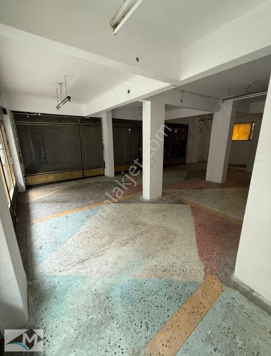 İkitelli Atatürk Mahallesinde Kiralık 175 M2 İmalathane Depolama