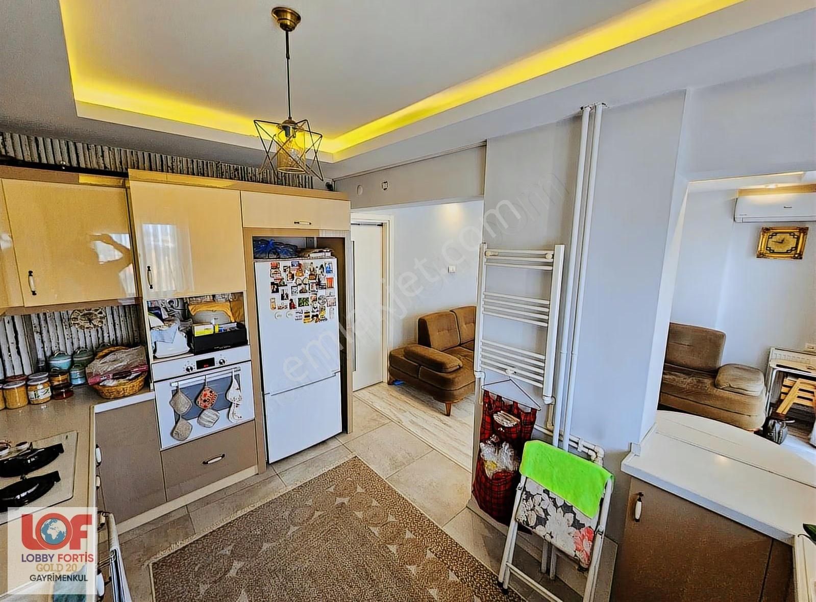 Lobby Fortist'en Lozan Cad. İçi Yenilenmiş Asansörlü Daire - Görsel 3