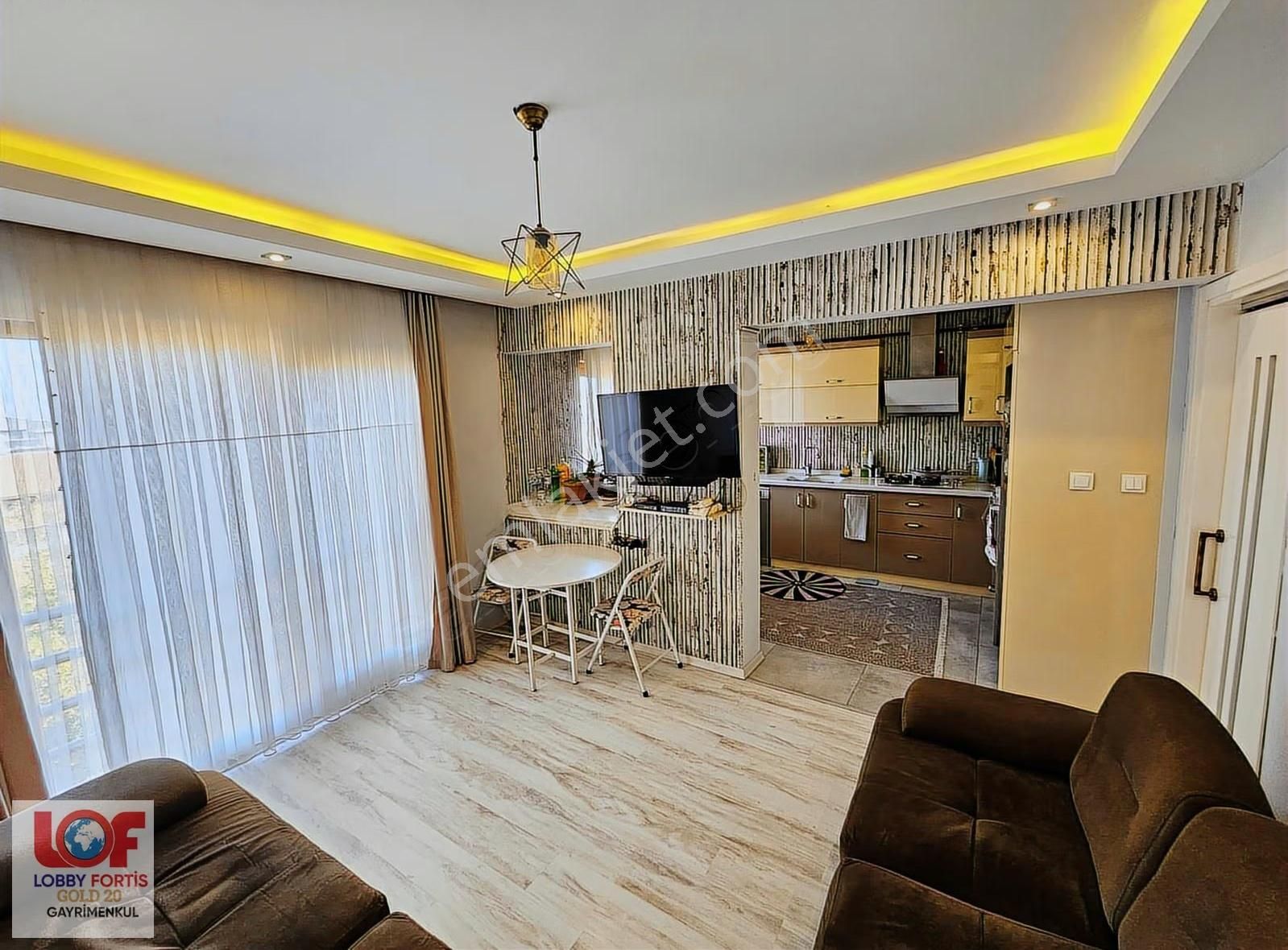 Lobby Fortist'en Lozan Cad. İçi Yenilenmiş Asansörlü Daire - Görsel 7