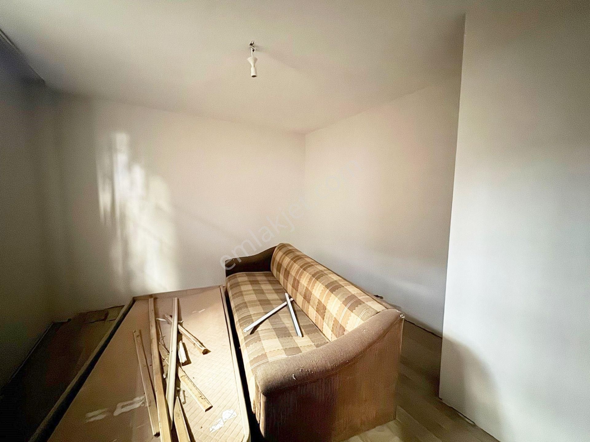 Mertcan'dan Esenler Mah. Cadde Üzeri Hastane 12 Dk Mesafeli 1+1 - Görsel 5