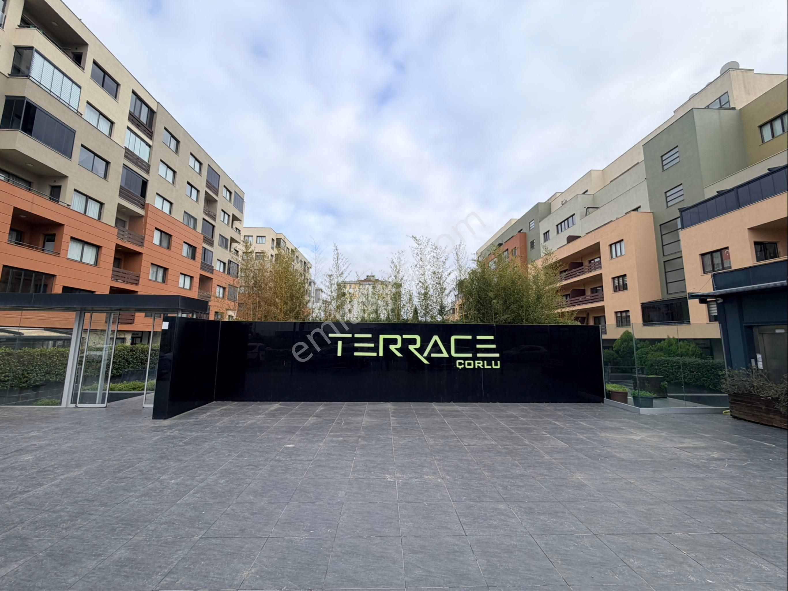 Çoru Terrace Sitesinde 3+1 Arakat Satılık Daire