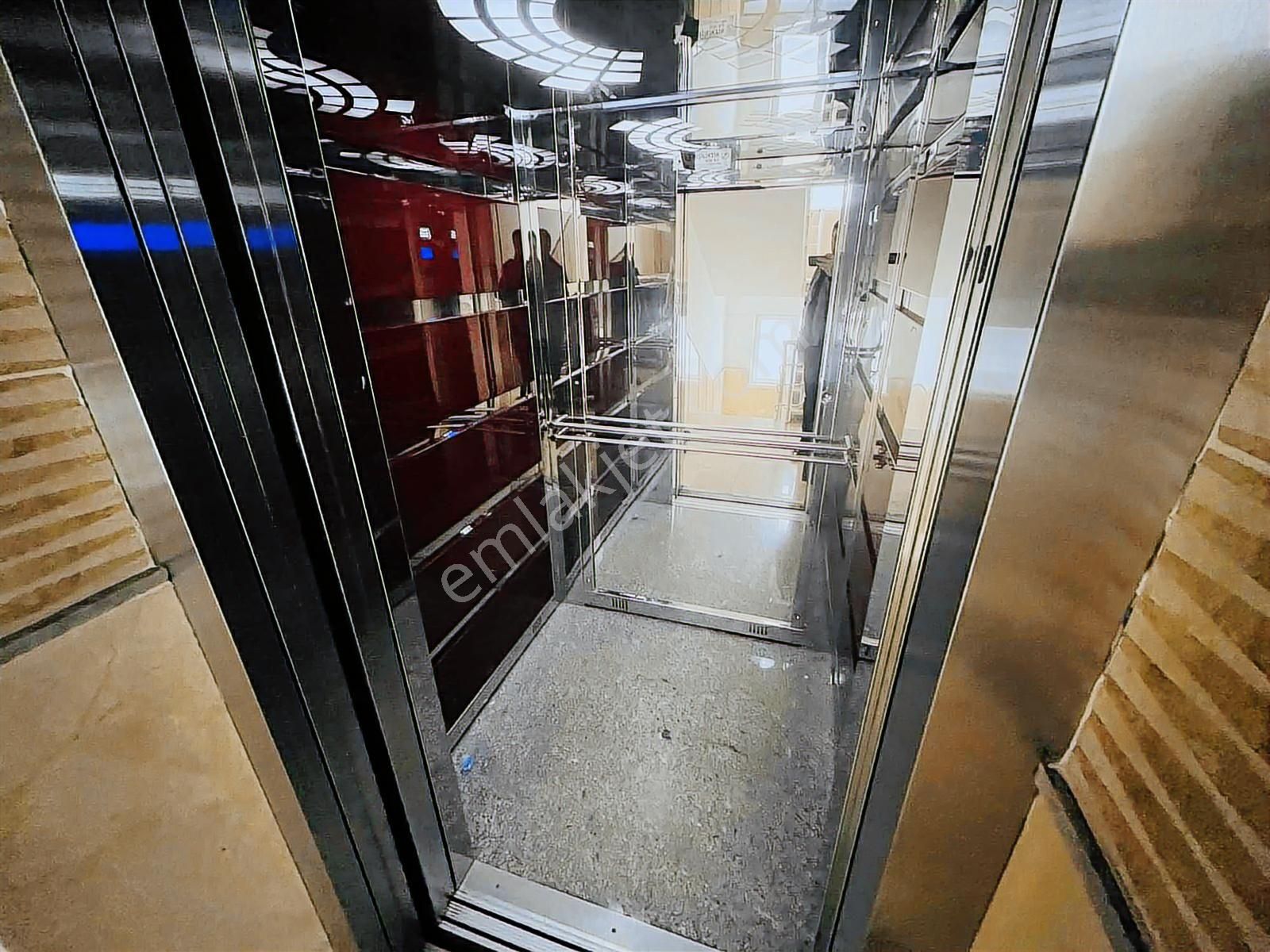 ""mamak Yeşilbayır Merkezde Ara Kat Asansörlü 3+1 Daire"" - Görsel 32