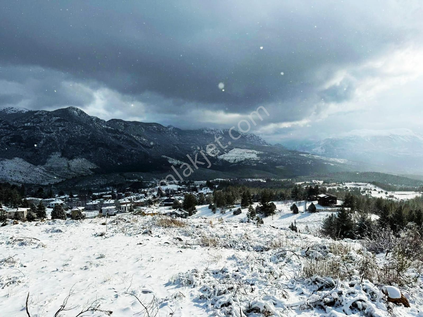 Kar Emlaktan Alpu Yaylasında Yüksek Konumlu 400 M2 Satılık Arsa - Görsel 3
