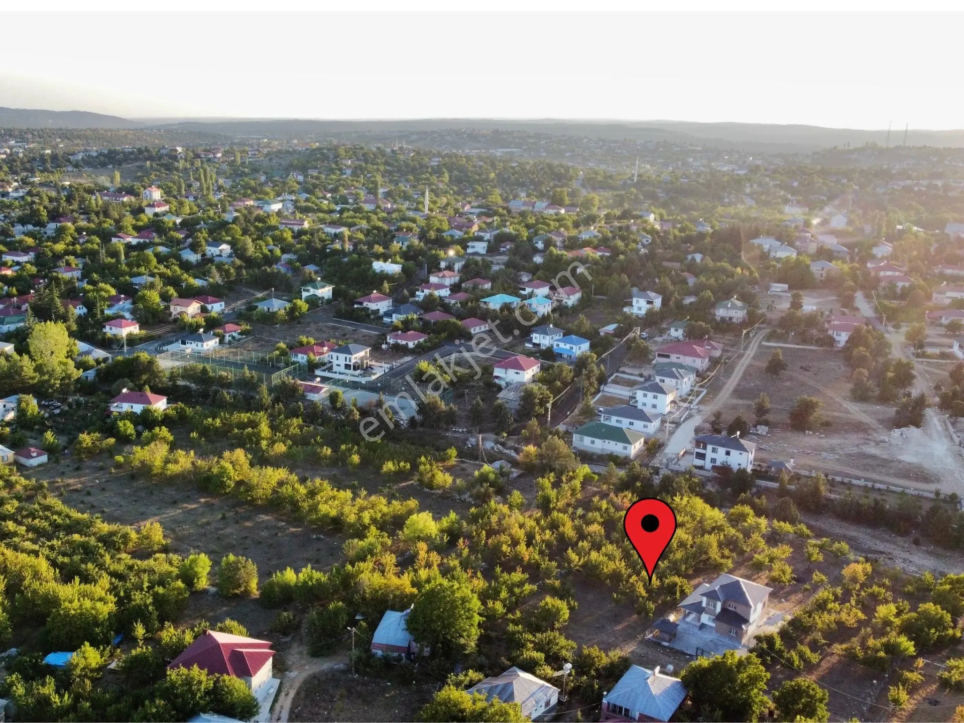 Mersin Erdemli Avgadı’da Satılık Villa İmarlı Arsa