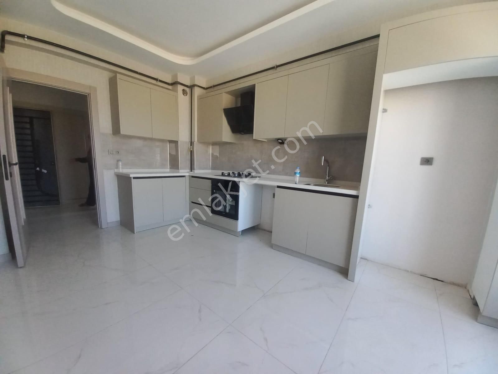 Emrah Çiftci'den Selçuklu Parsana Mah.stadyum Civarı Satılık 3+1 Sıfır Lüks Daireler - Görsel 12