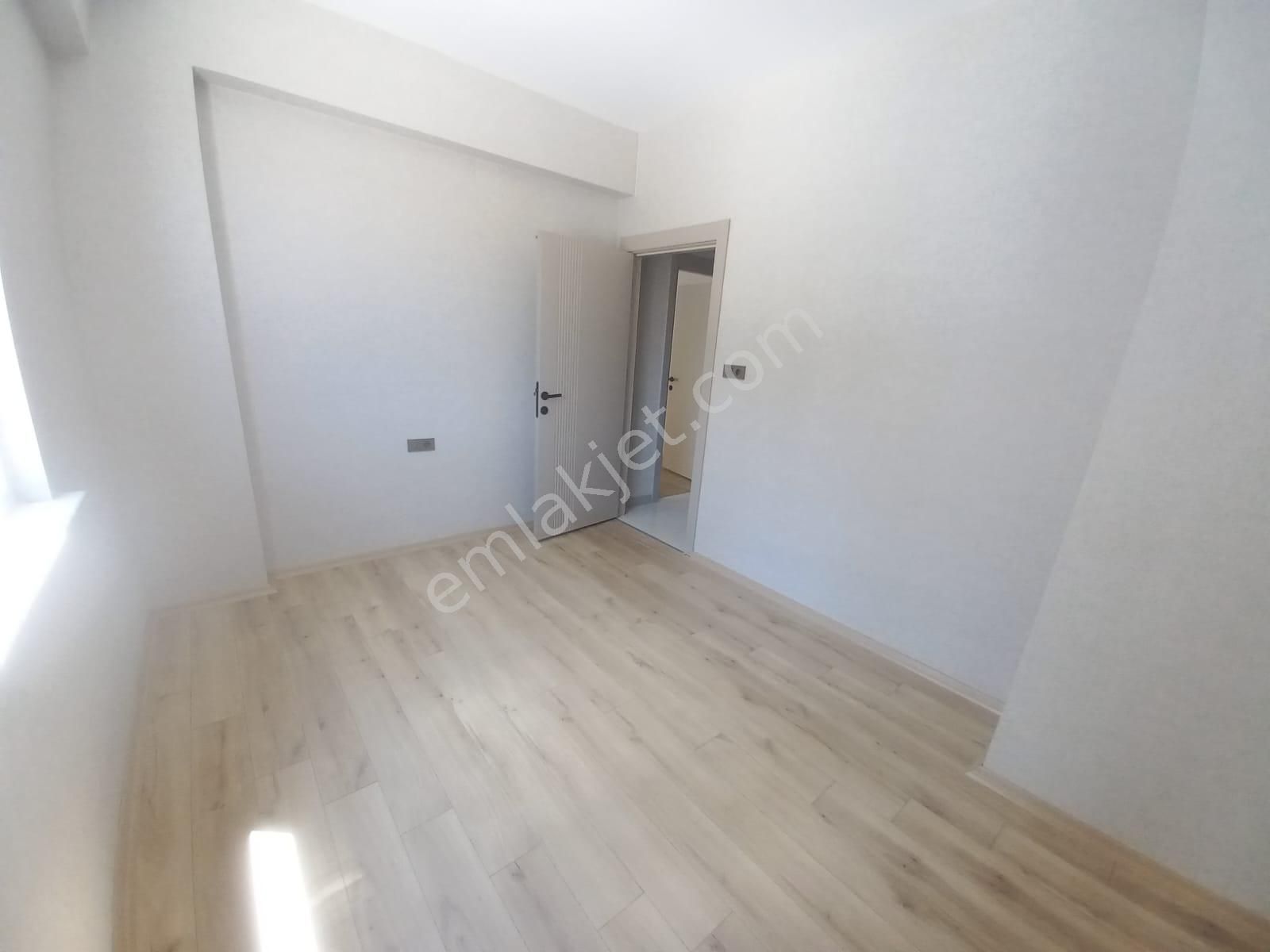 Emrah Çiftci'den Selçuklu Parsana Mah.stadyum Civarı Satılık 3+1 Sıfır Lüks Daireler - Görsel 21