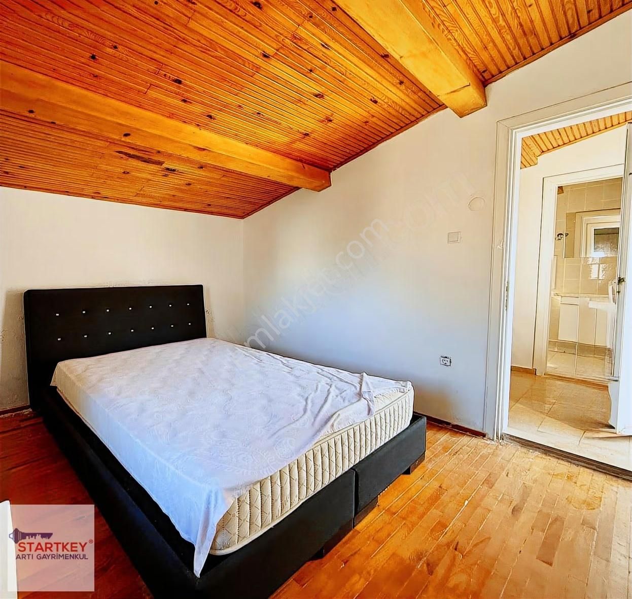 Çeşme Çiftlikte 4+1 Satılık Tripleks Villa - Görsel 13