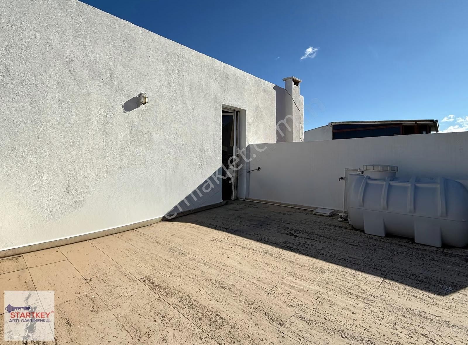 Çeşme Çiftlikte 4+1 Satılık Tripleks Villa - Görsel 5