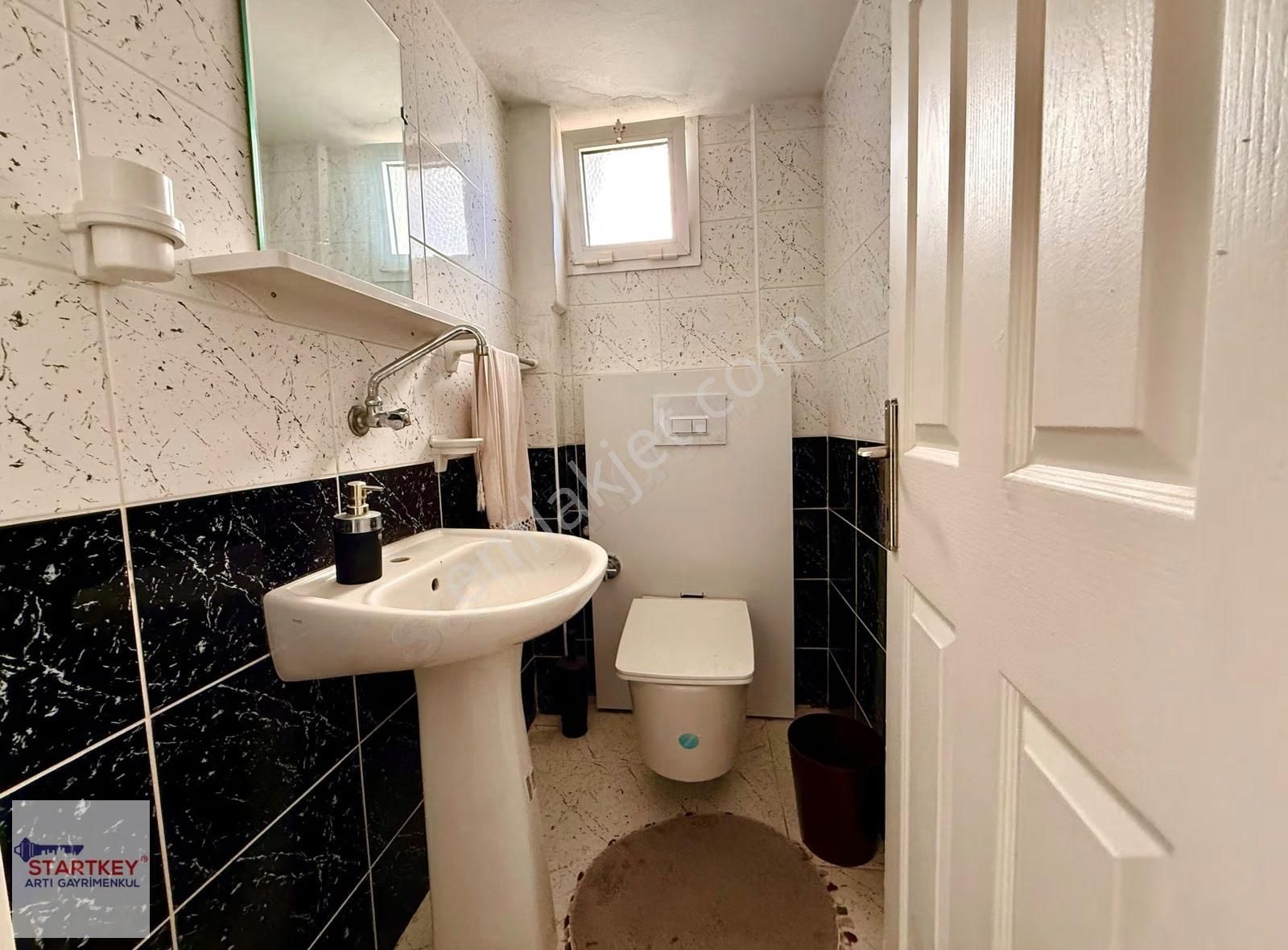 Çeşme Çiftlikte 4+1 Satılık Tripleks Villa - Görsel 32