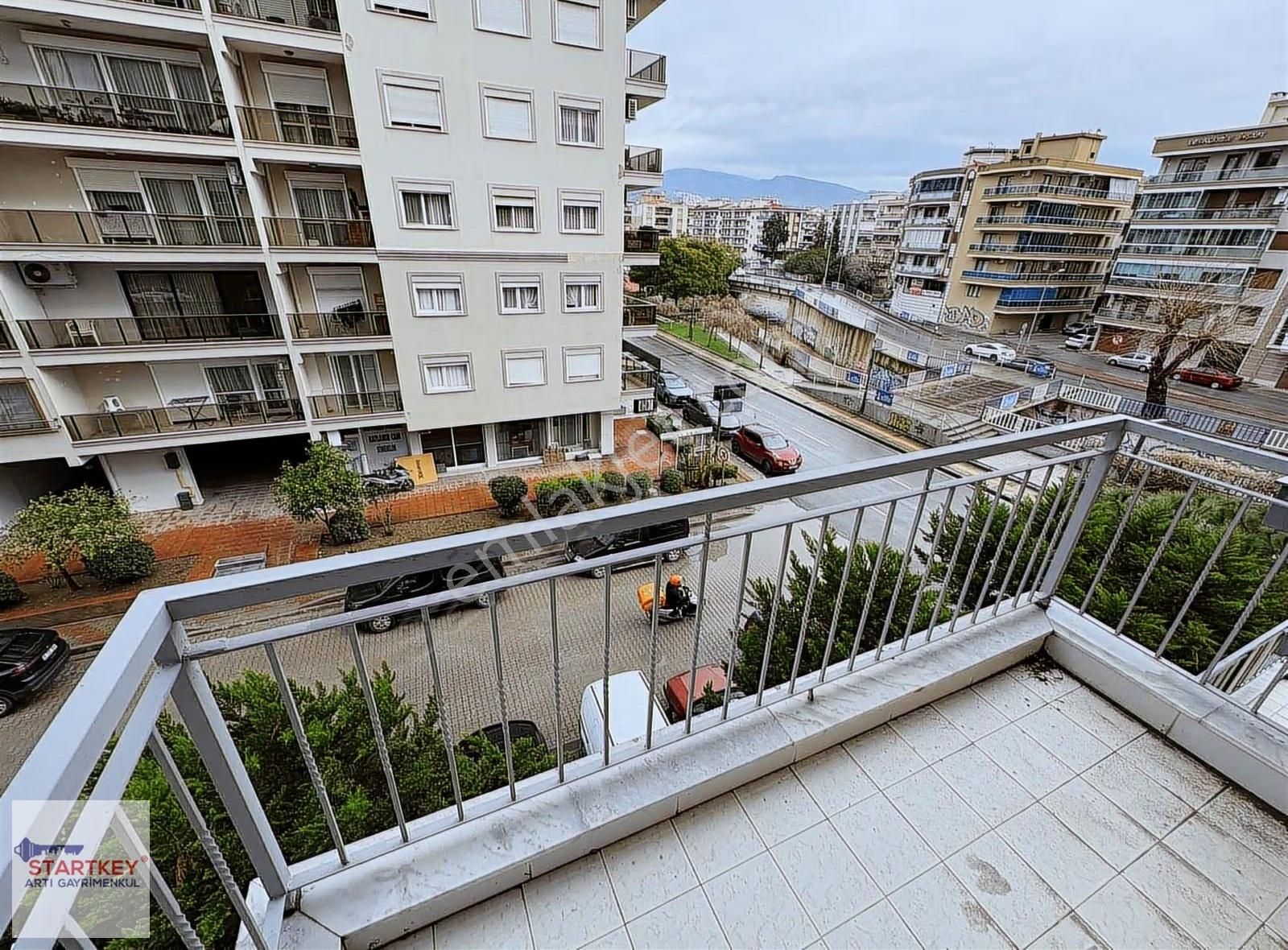 Bostanlı Ve Demirköprü İzban Yakınında 3+1 Kiralık Daire - Görsel 25