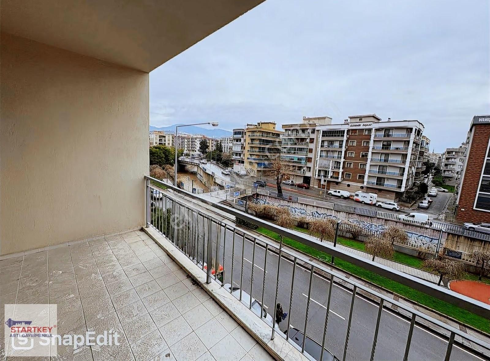 Bostanlı Ve Demirköprü İzban Yakınında 3+1 Kiralık Daire - Görsel 12