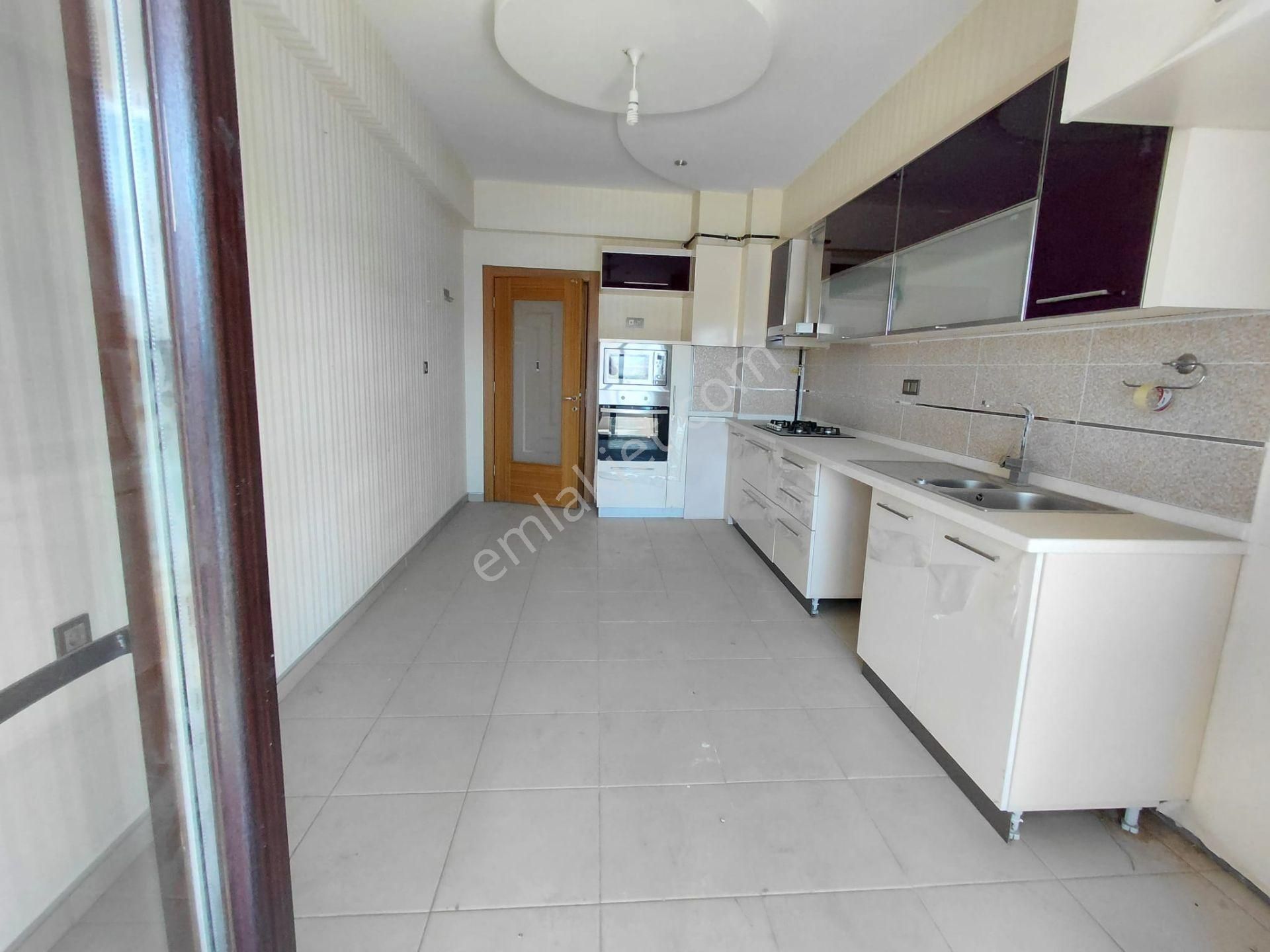 Emrah Çiftci'den Selçuklu Yazır Mah.ecdat Parkı Karşısı Satılık 3+1 Arakat Lüks Daire - Görsel 9