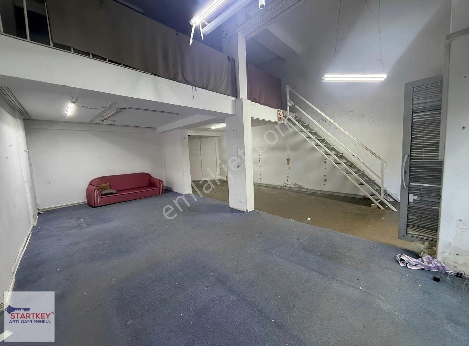 Donanmacı Mahallesinde Çarşı Yakını Batar Katlı Kiralık Dükkan - Görsel 19