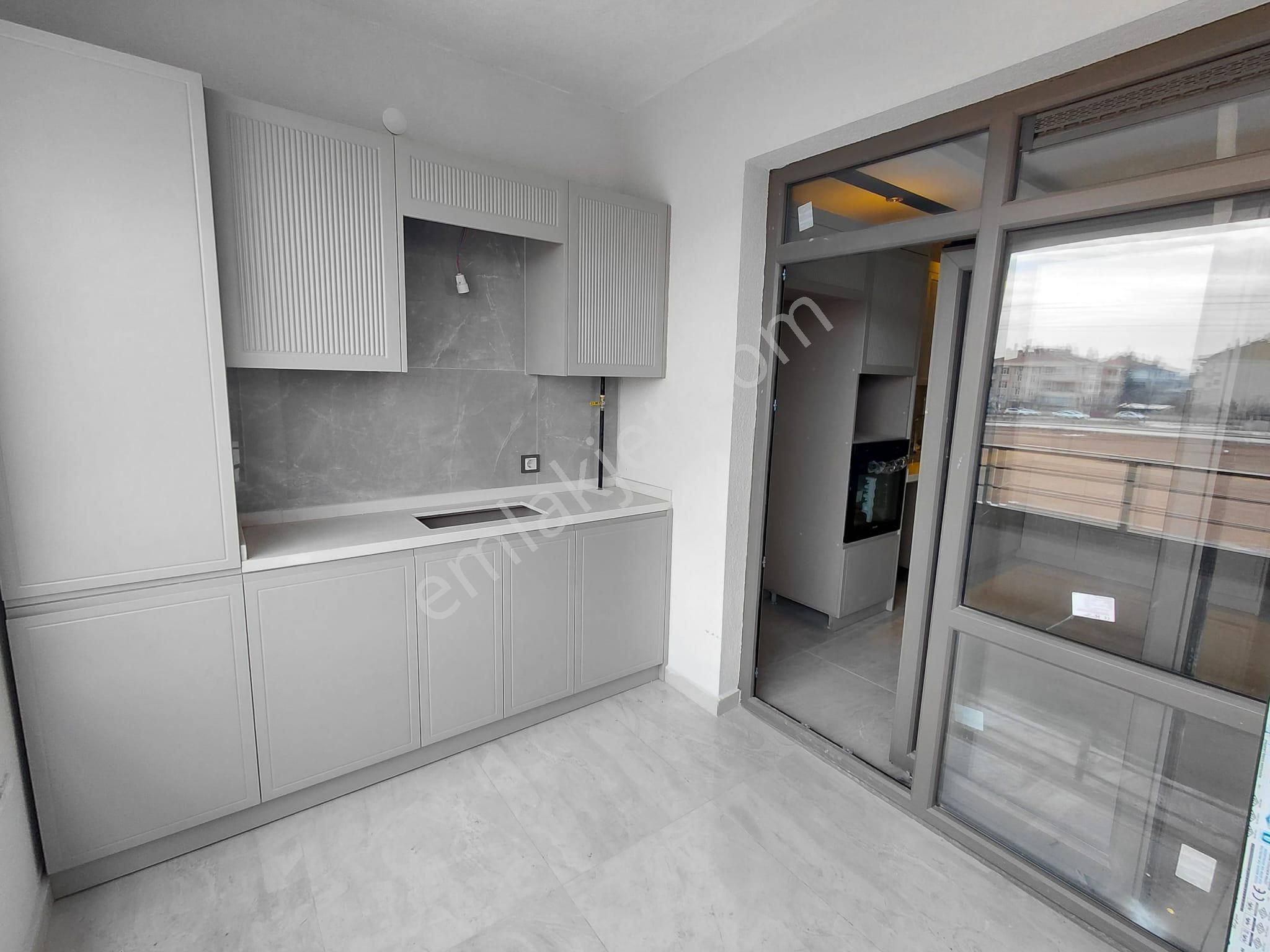 Emrah Çiftci'den Selçuklu Sancak Mahallesi Veysel Karani Caddesi Yanı Satılık 3+1 Lüks Daireler - Görsel 16