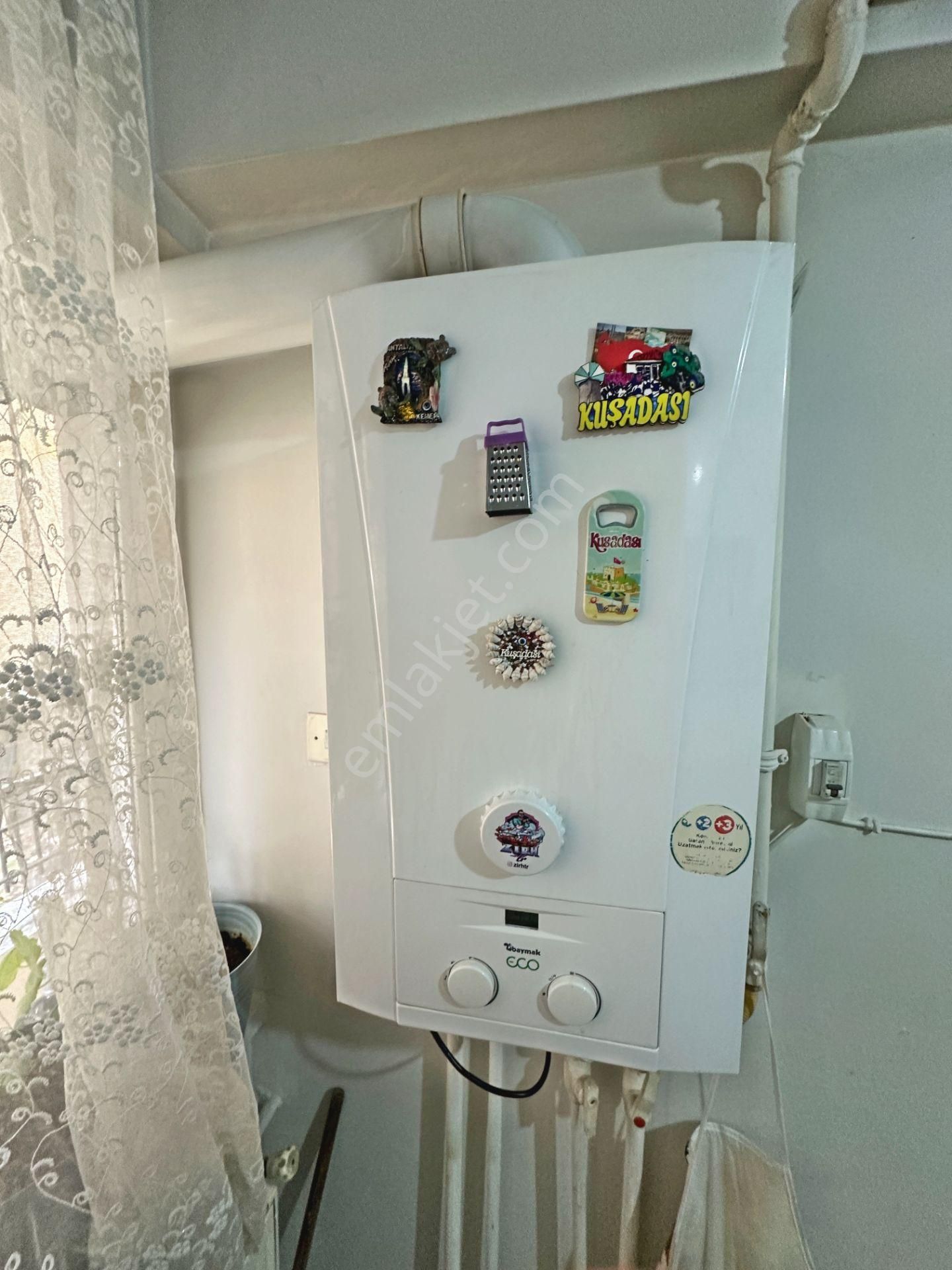 Şafaktepe Mahallesinde Merkezi Konumda Balkonlu 2+1 Satılık Daire - Görsel 7