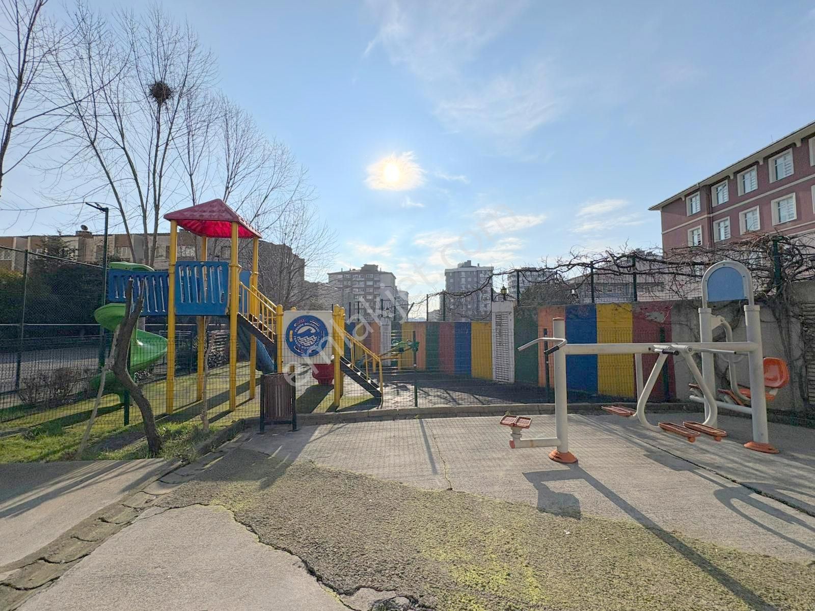 Mertcan'dan Viaport 1dk Havuzlu Güvenlikli Sitede Eşyalı 1+1 - Görsel 21