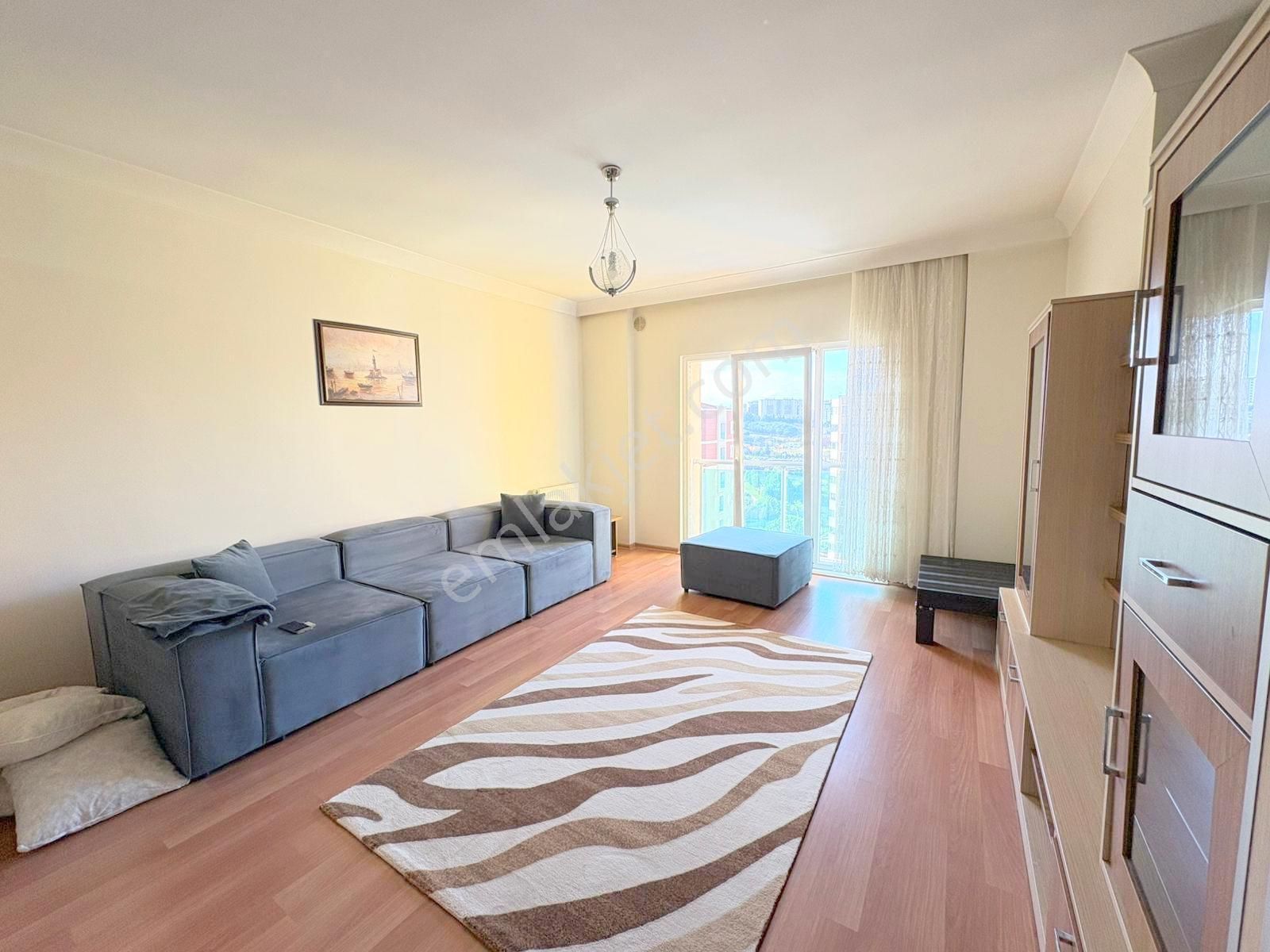 Mertcan'dan Viaport 1dk Havuzlu Güvenlikli Sitede Eşyalı 1+1 - Görsel 3