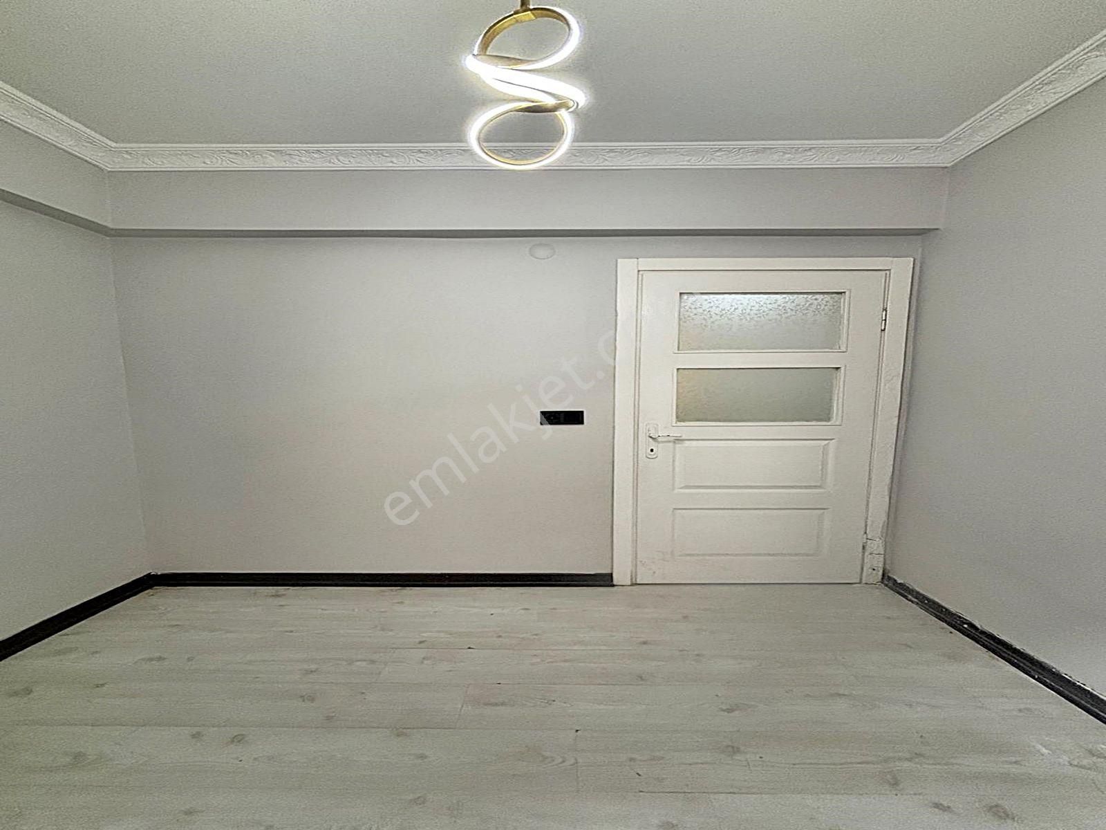 Cadde34 Yapı'dan Kıraç Hürriyet'te Masrafsız Tertemiz 2+1 Dekorlu Satılık Bahçe Katı!! - Görsel 14