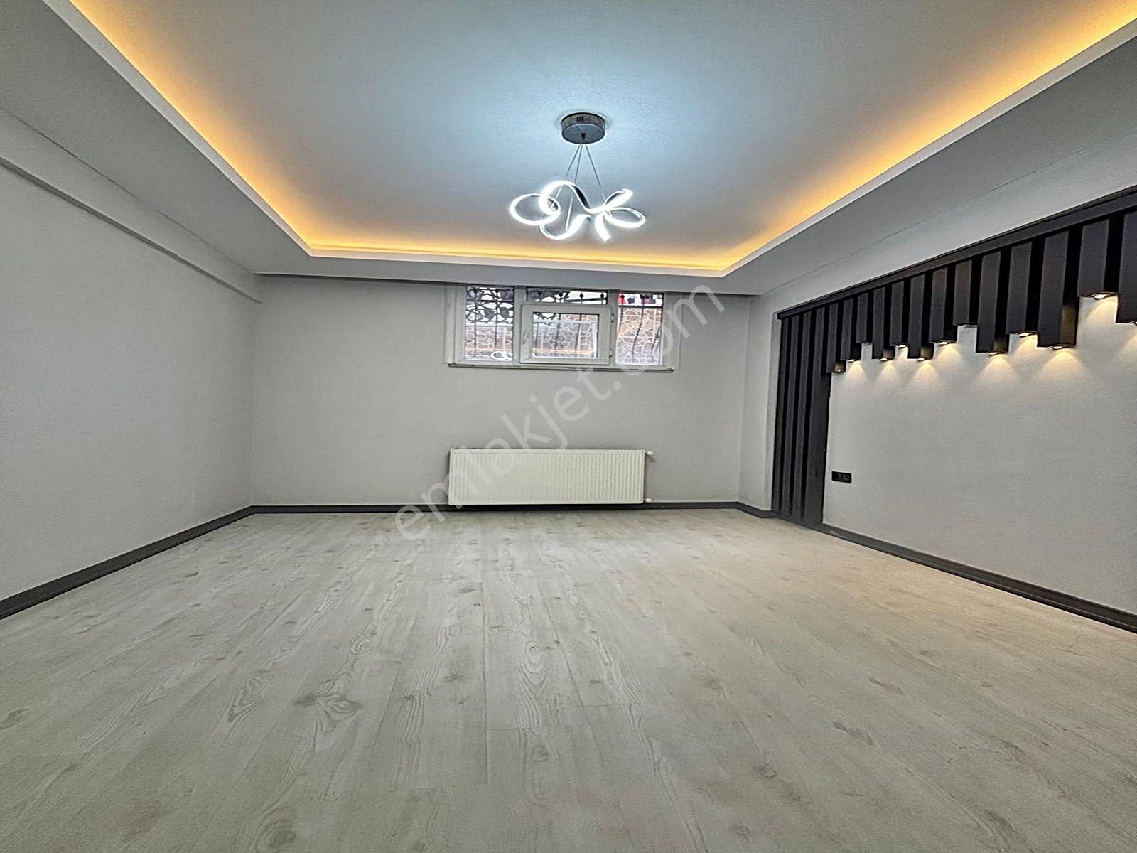 Cadde34 Yapı'dan Kıraç Hürriyet'te Masrafsız Tertemiz 2+1 Dekorlu Satılık Bahçe Katı!! - Görsel 8