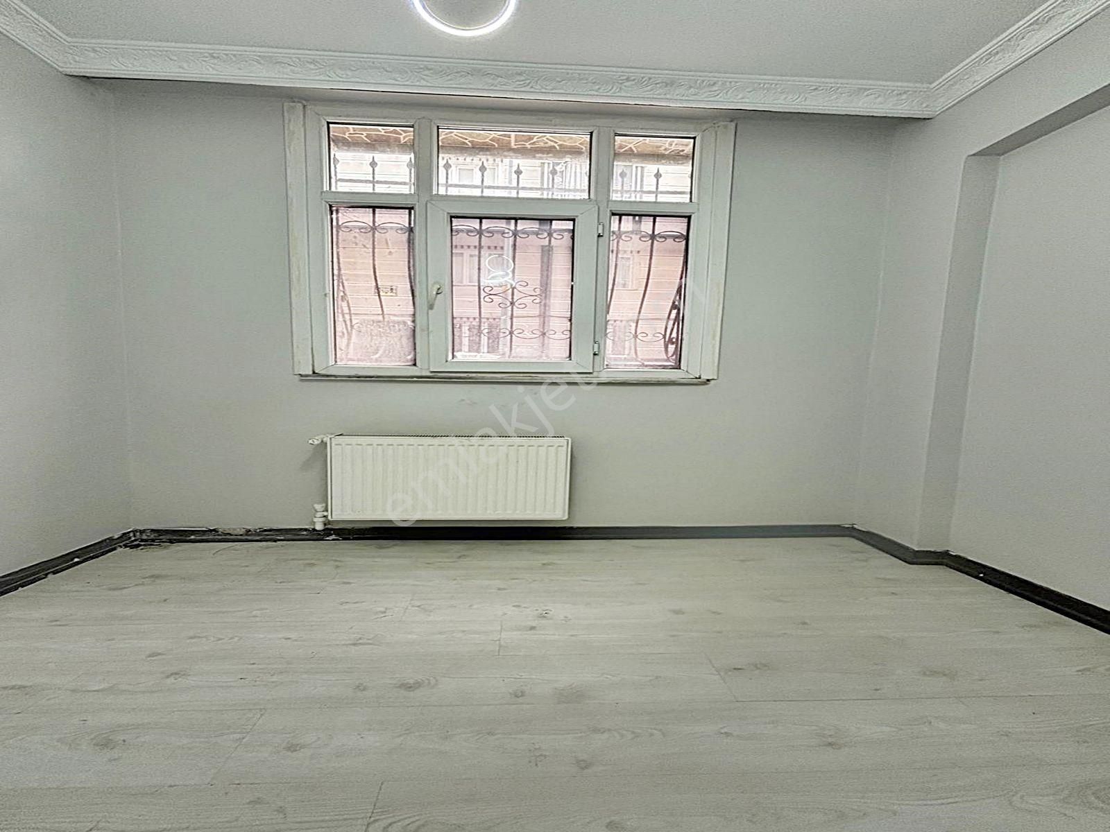 Cadde34 Yapı'dan Kıraç Hürriyet'te Masrafsız Tertemiz 2+1 Dekorlu Satılık Bahçe Katı!! - Görsel 13