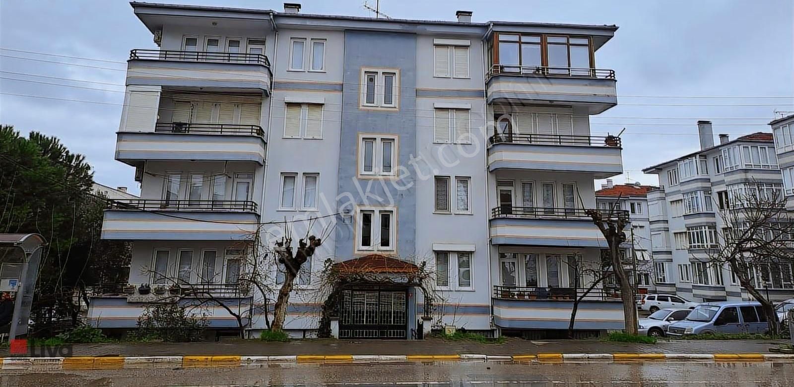 Liva'dan Çevre Yolu Cadde Üzeri Satılık Masrafsız 2+1 Daire. - Görsel 19