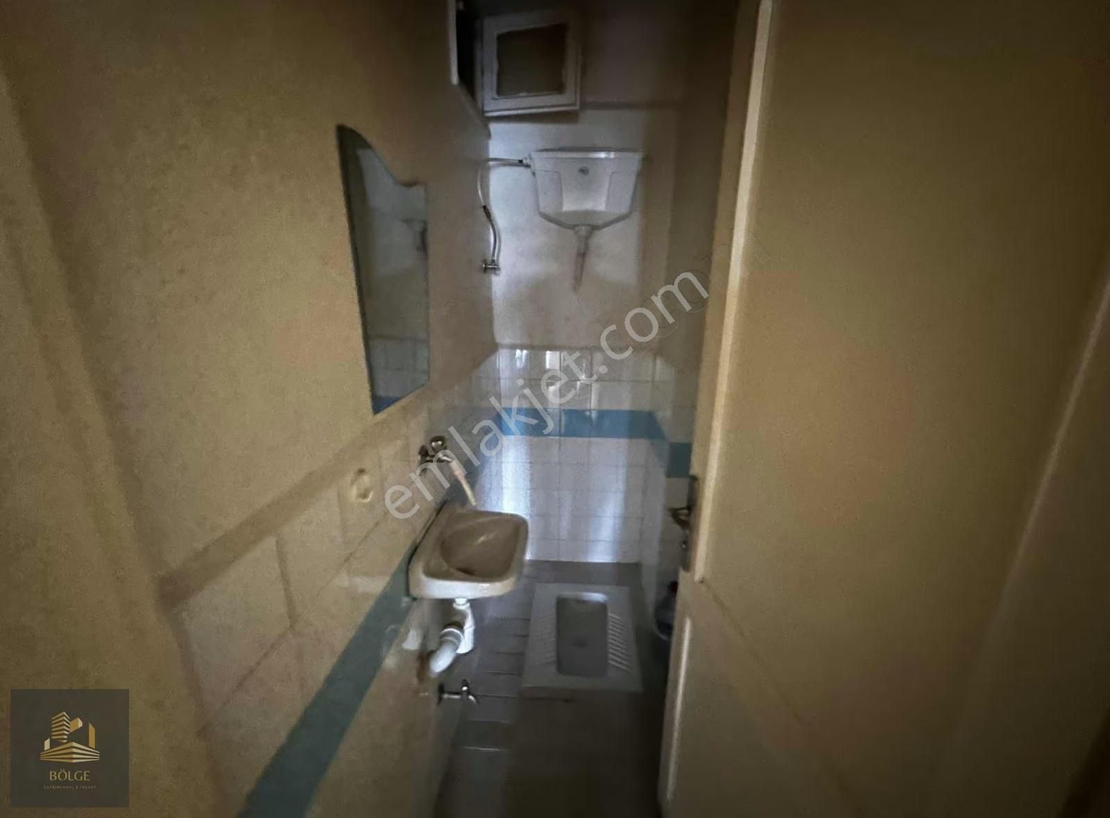 Bölge Emlak'tan Alt Kaynarcada Merkezi Konumda 130 M2 2+1 Daire - Görsel 13