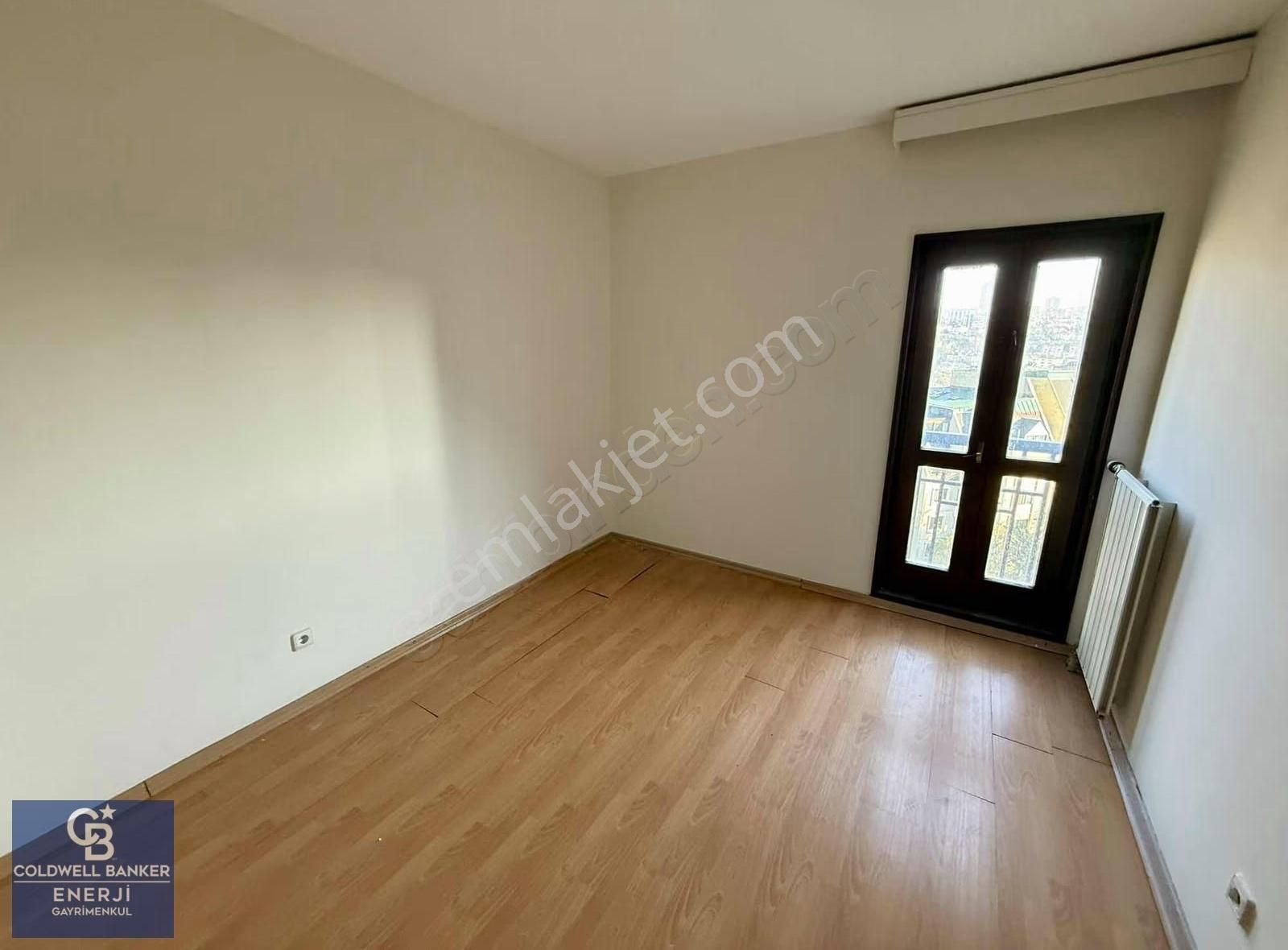 Bahçeşehir Merkez Çınar Adasında Satılık B Tipi 3+1 Daire Boş - Görsel 31