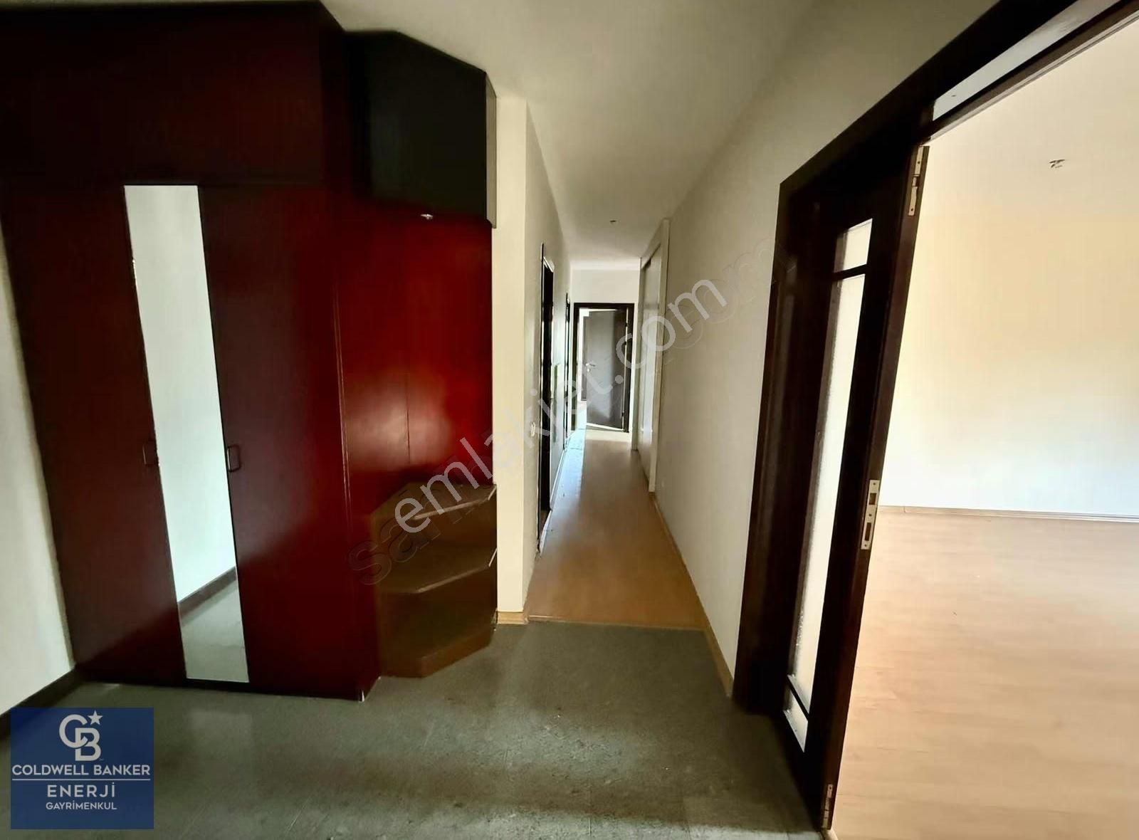 Bahçeşehir Merkez Çınar Adasında Satılık B Tipi 3+1 Daire Boş - Görsel 16