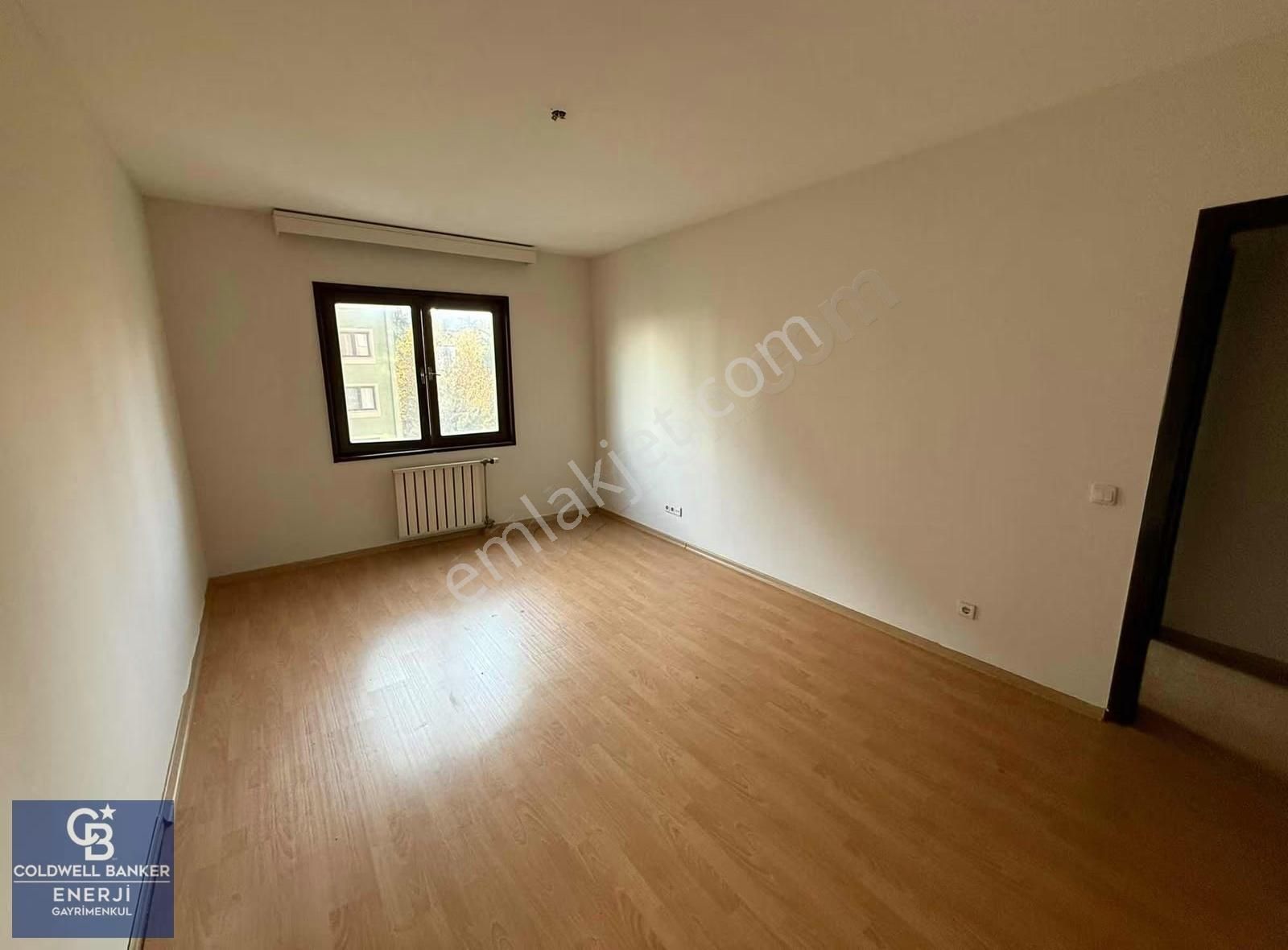 Bahçeşehir Merkez Çınar Adasında Satılık B Tipi 3+1 Daire Boş - Görsel 11
