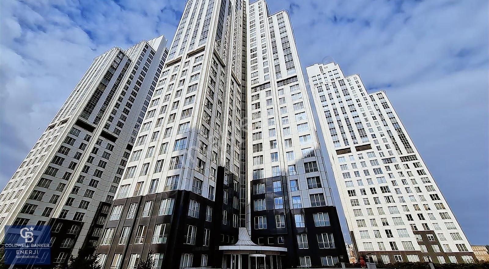 Maslak Mashattan Sitesi'nde Satılık 3+1 Eşyalı Resıdence Daire