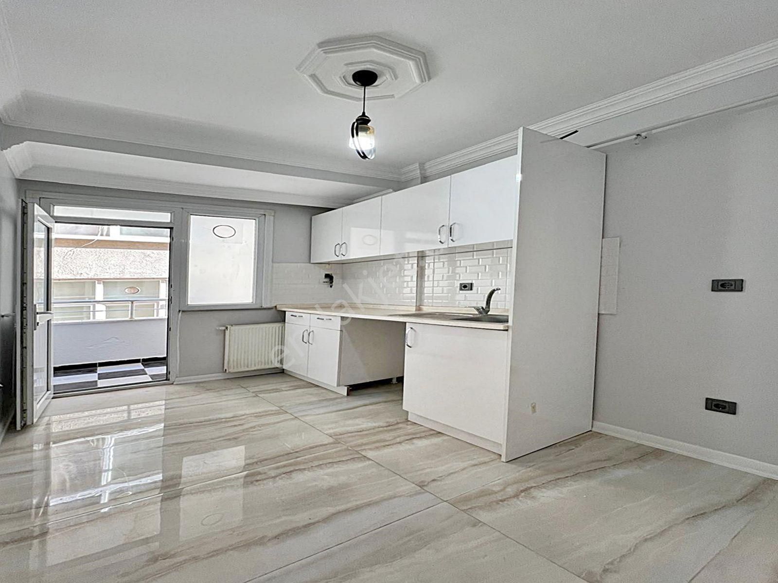 Cadde34 Yapı'dan Eminevim-fuzulev&krediye Uygun Merkezi Konumda 2+1 Dekorlu Balkonlu Arakat Daire - Görsel 19