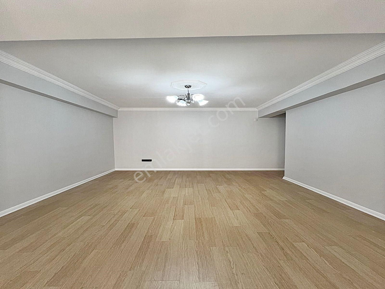 Cadde34 Yapı'dan Eminevim-fuzulev&krediye Uygun Merkezi Konumda 2+1 Dekorlu Balkonlu Arakat Daire - Görsel 10