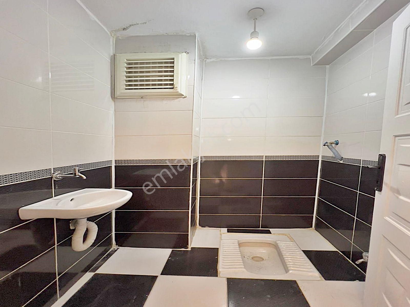 Cadde34 Yapı'dan Eminevim-fuzulev&krediye Uygun Merkezi Konumda 2+1 Dekorlu Balkonlu Arakat Daire - Görsel 24