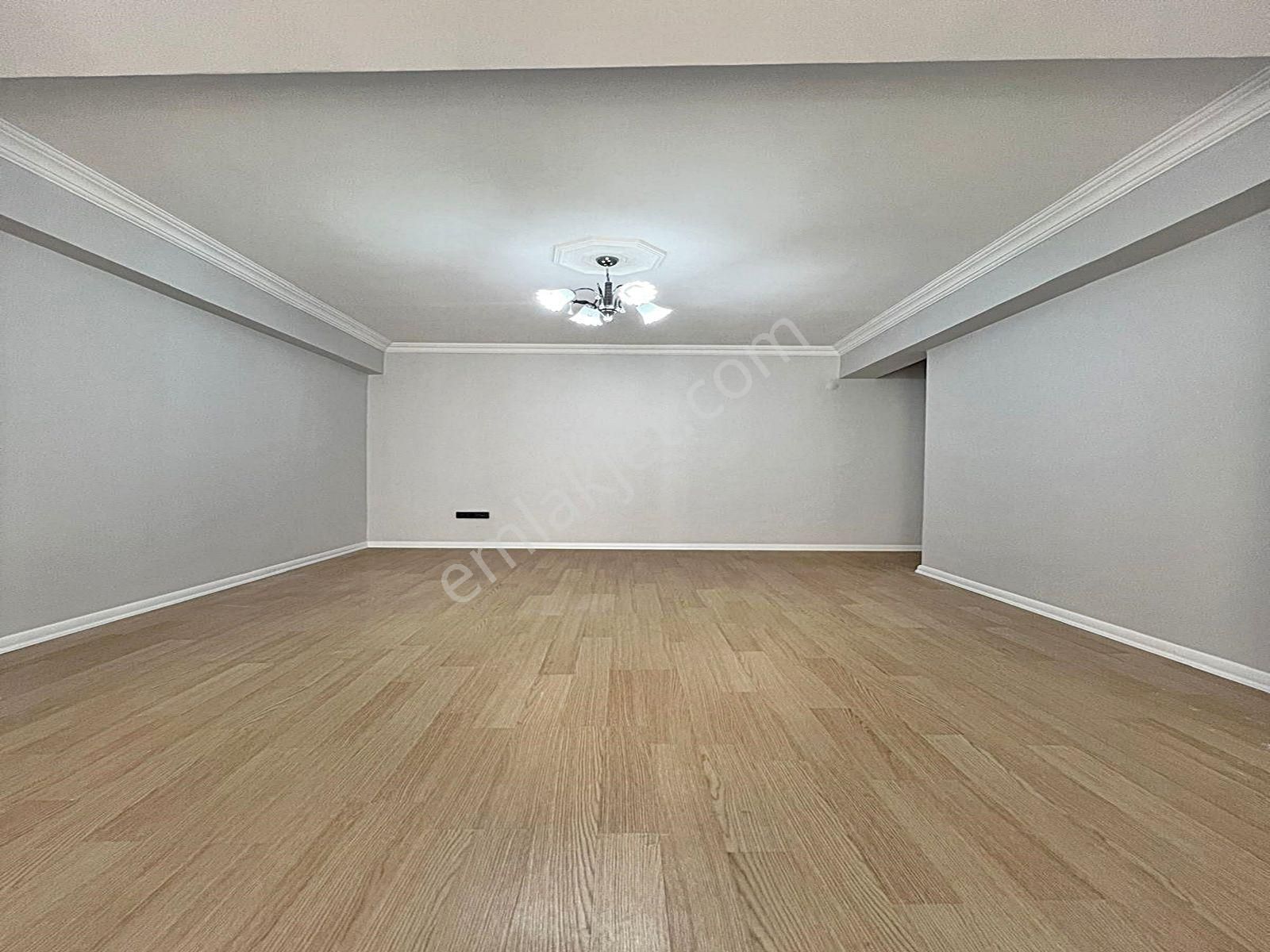 Cadde34 Yapı'dan Eminevim-fuzulev&krediye Uygun Merkezi Konumda 2+1 Dekorlu Balkonlu Arakat Daire - Görsel 6