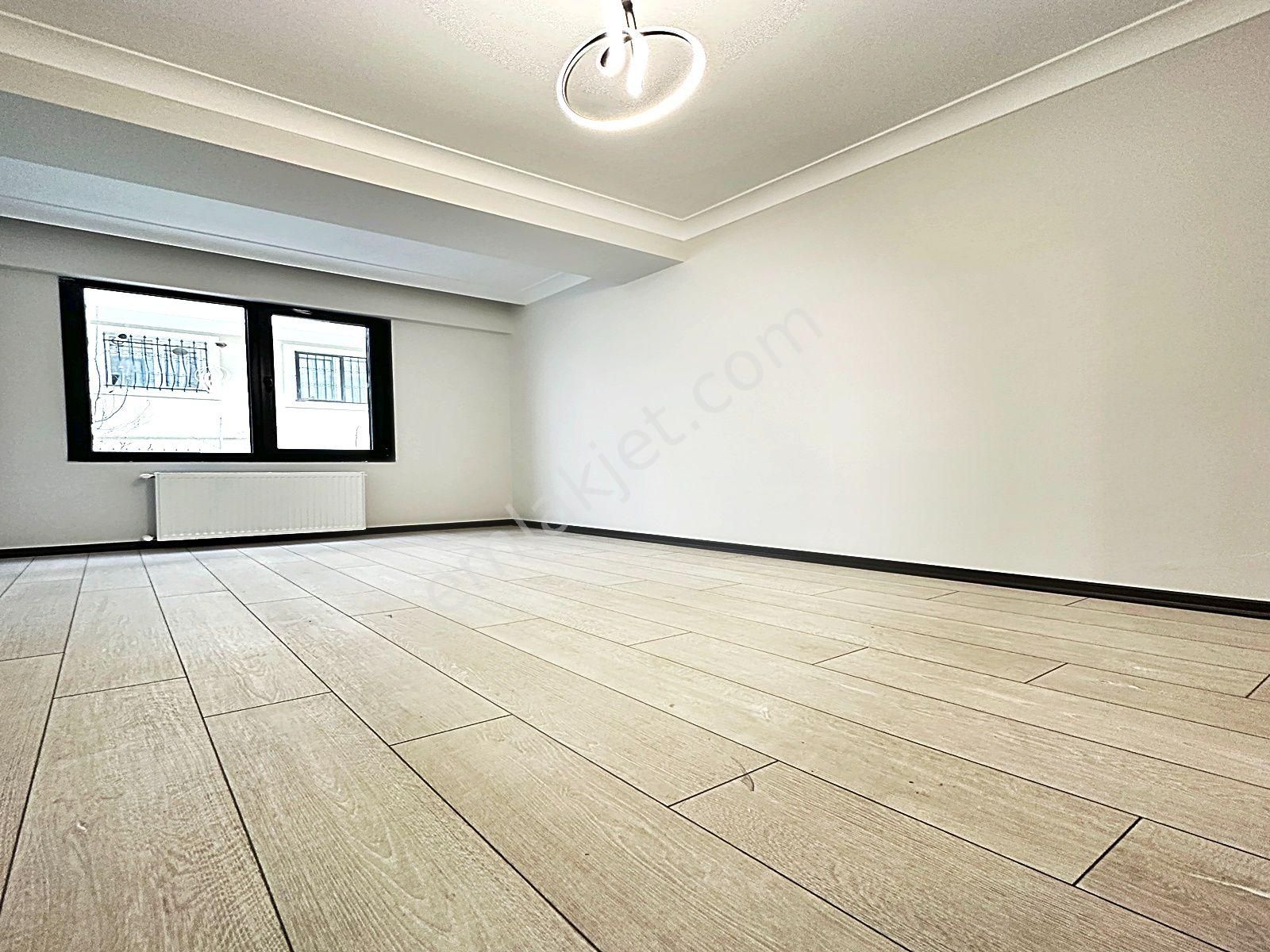 Beylikdüzü Yakuplu Mahallesinde Sıfır Arakat Balkonlu 2+1 Daire - Görsel 6