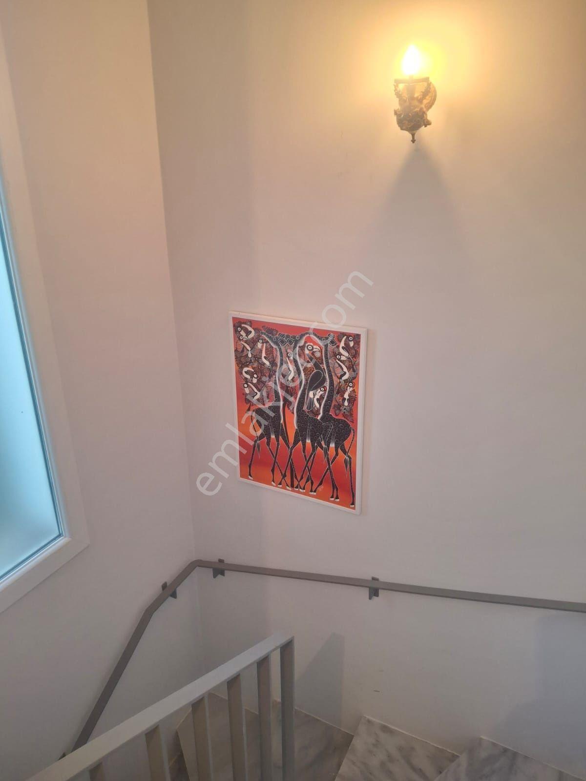 Ardıç Denize Sıfır Özel Plajlı Sitede Denize Sıfır Köşe Villa - Görsel 19