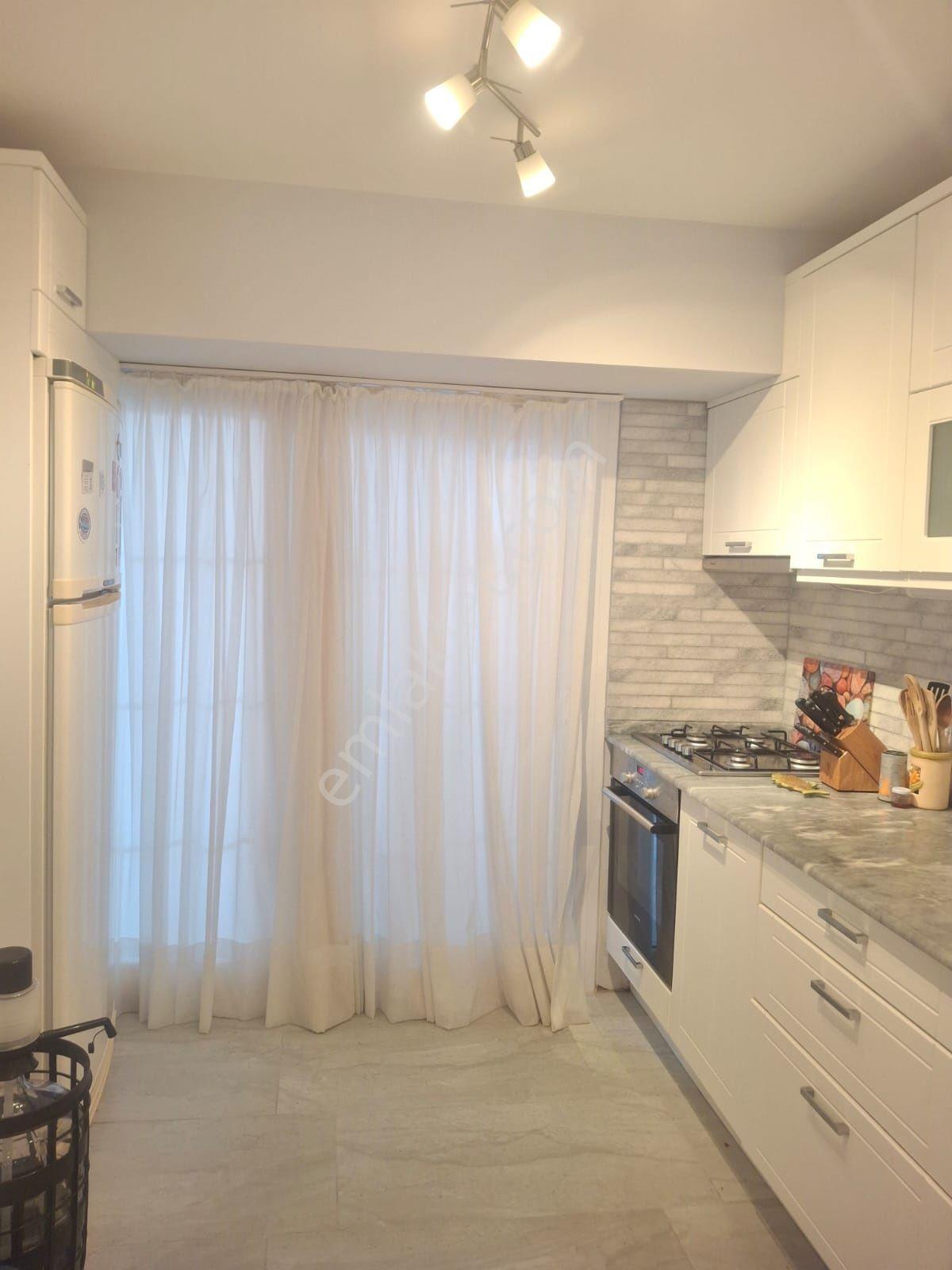 Ardıç Denize Sıfır Özel Plajlı Sitede Denize Sıfır Köşe Villa - Görsel 23