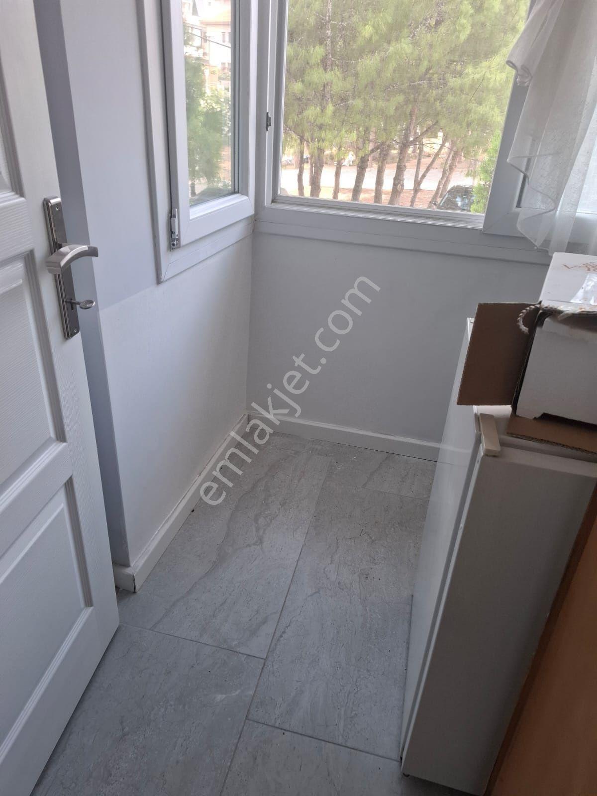 Ardıç Denize Sıfır Özel Plajlı Sitede Denize Sıfır Köşe Villa - Görsel 21