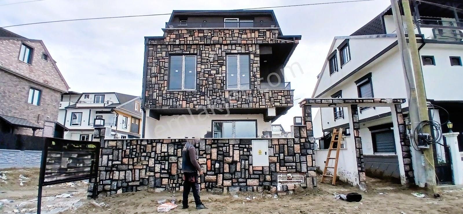 Sakarya Kocaali De Sınırlı Süre! Deniz Manzaralı Havuzlu 3+1 Villada Büyük Fırsat! - Görsel 2