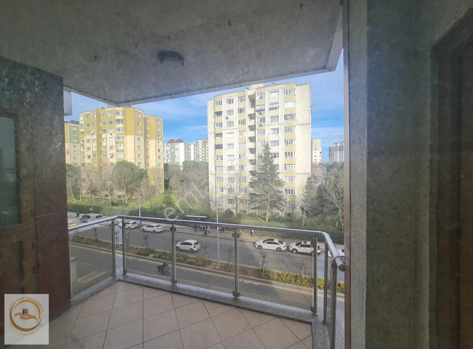 Başakşehir 1. Etapta Cadde Üzeri Kiralık İşyeri 160 M2 Daire - Görsel 15
