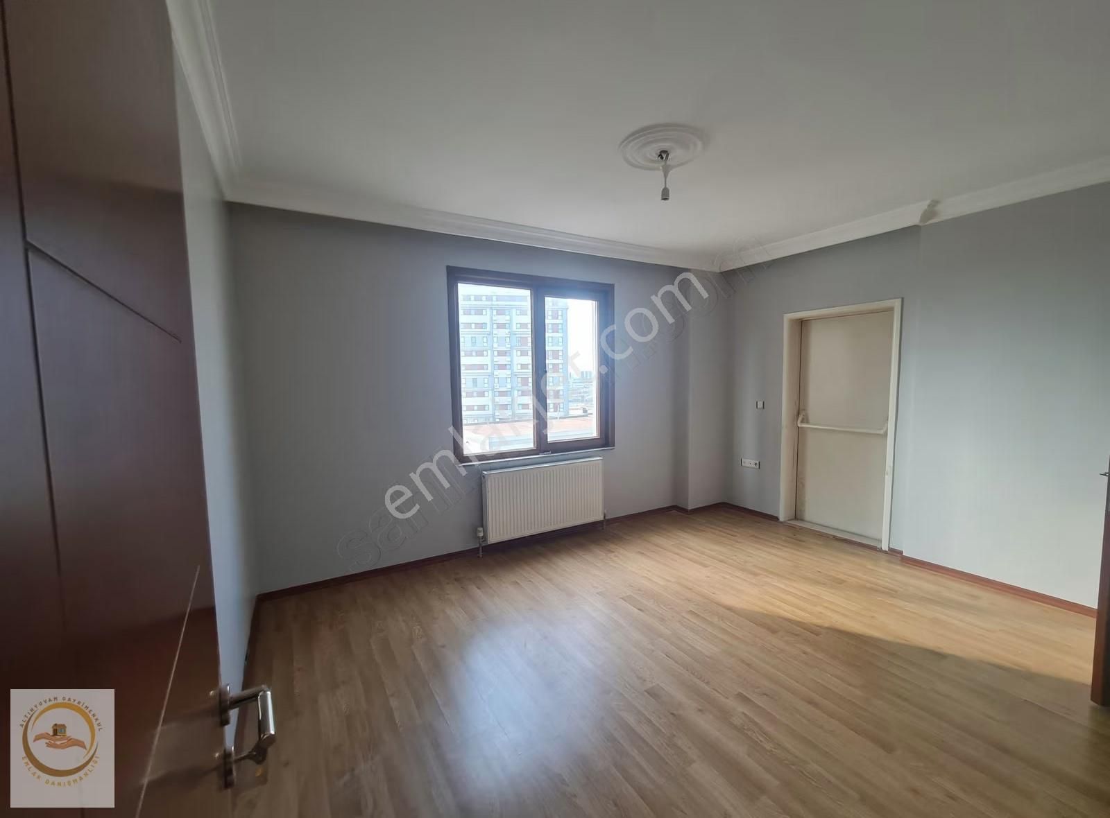Başakşehir 1. Etapta Cadde Üzeri Kiralık İşyeri 160 M2 Daire - Görsel 8