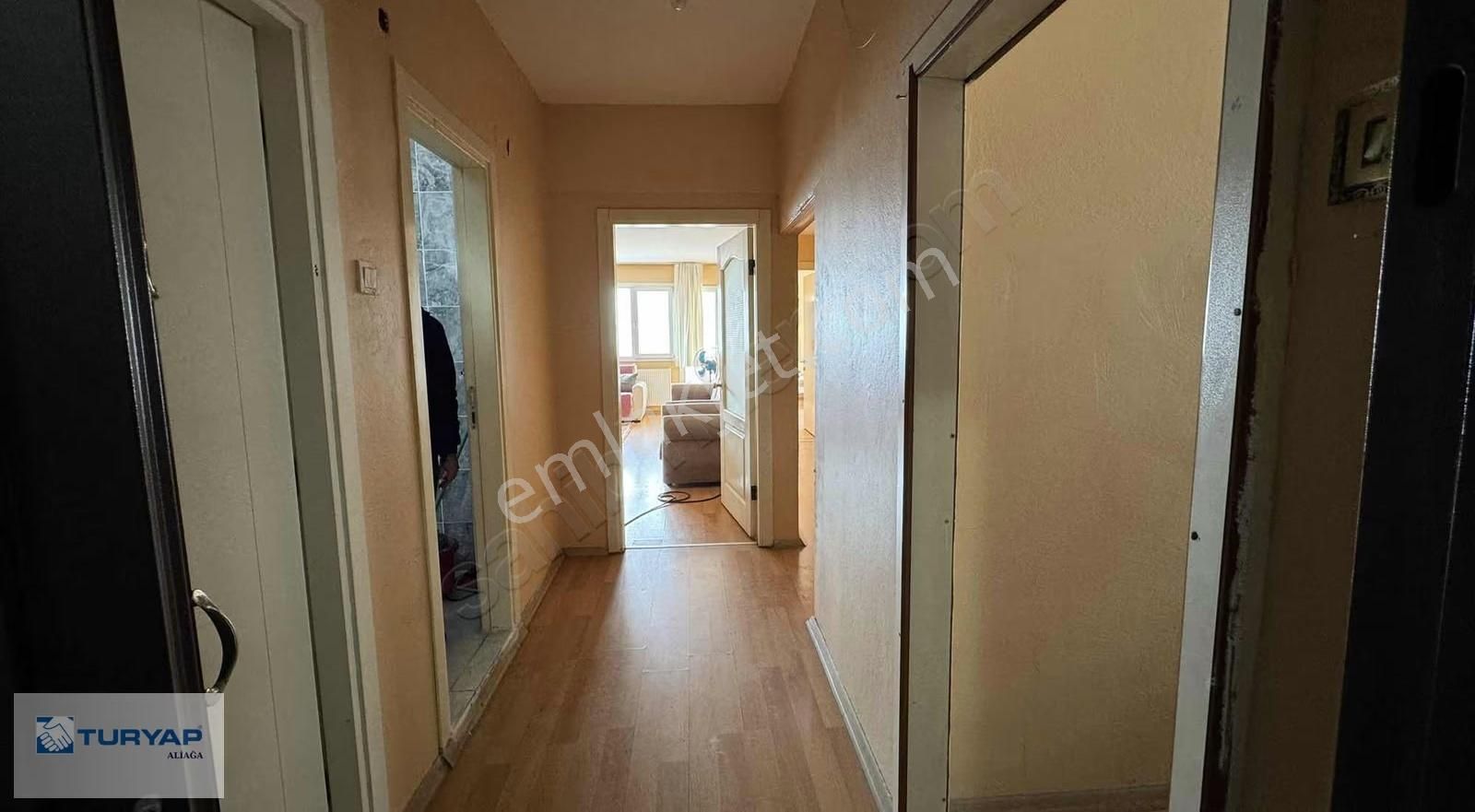 İstiklal Caddesinde 3+1 Ara Kat Geniş Satılık Daire - Görsel 4