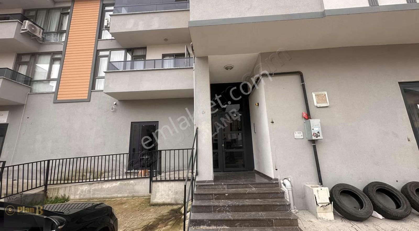 Yeşilova Merkezde Geniş Metrekareli 1+1 Satılık Daire - Görsel 10