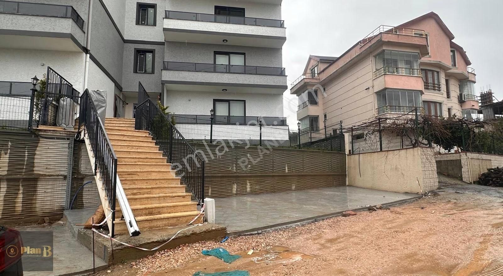 Merkezi Konumda 2+1 Çatı Dubleks, Teraslı , Ebeveyn Banyolu - Görsel 3