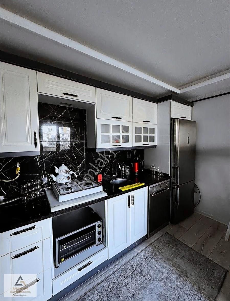 Yenimahalede Satılık Eşyalı 1+1 - Görsel 9