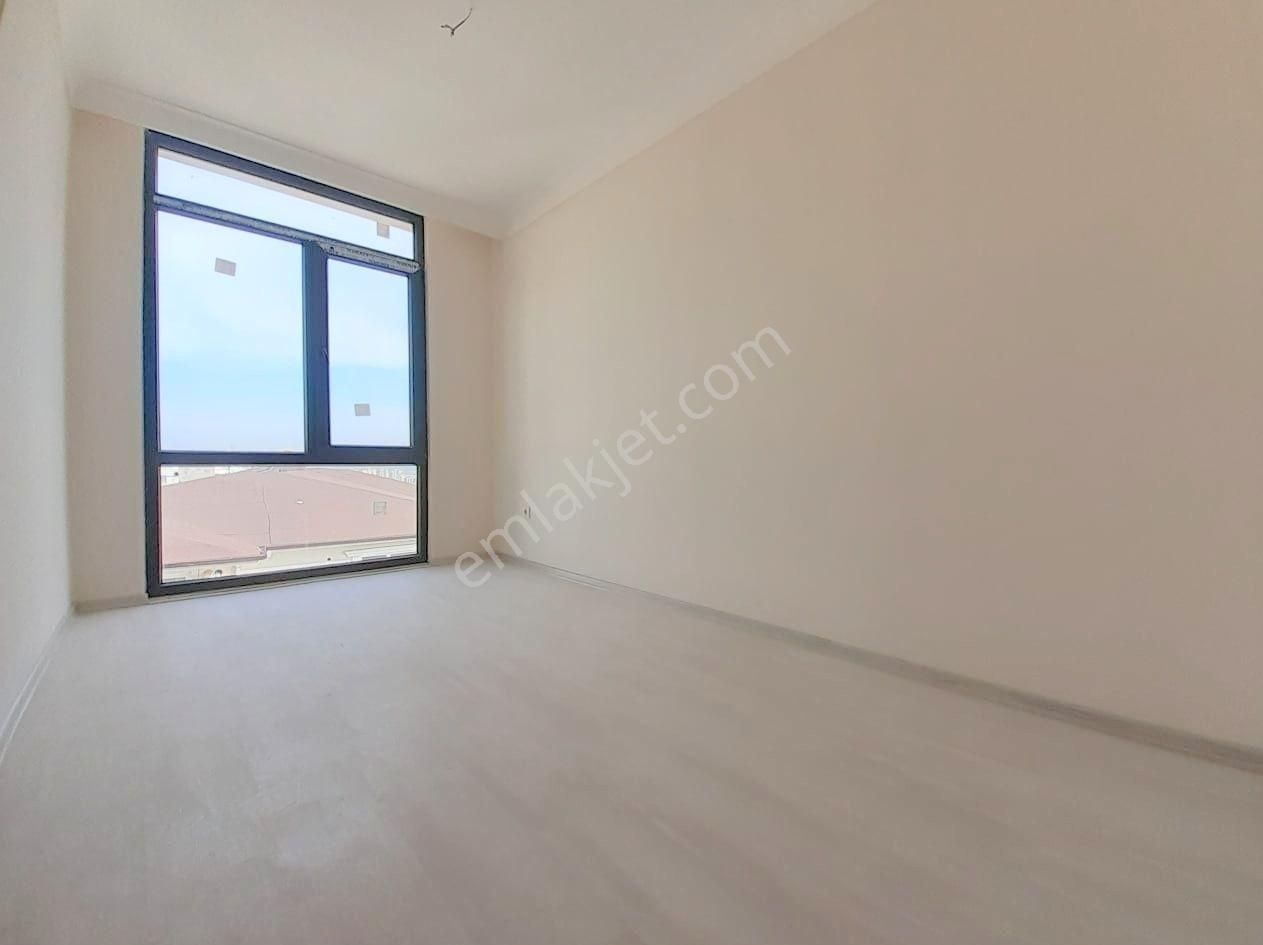 Mertcan'dan Havuzlu Güvenlikli Sitede Ara Kat 2+1 Daire - Görsel 10